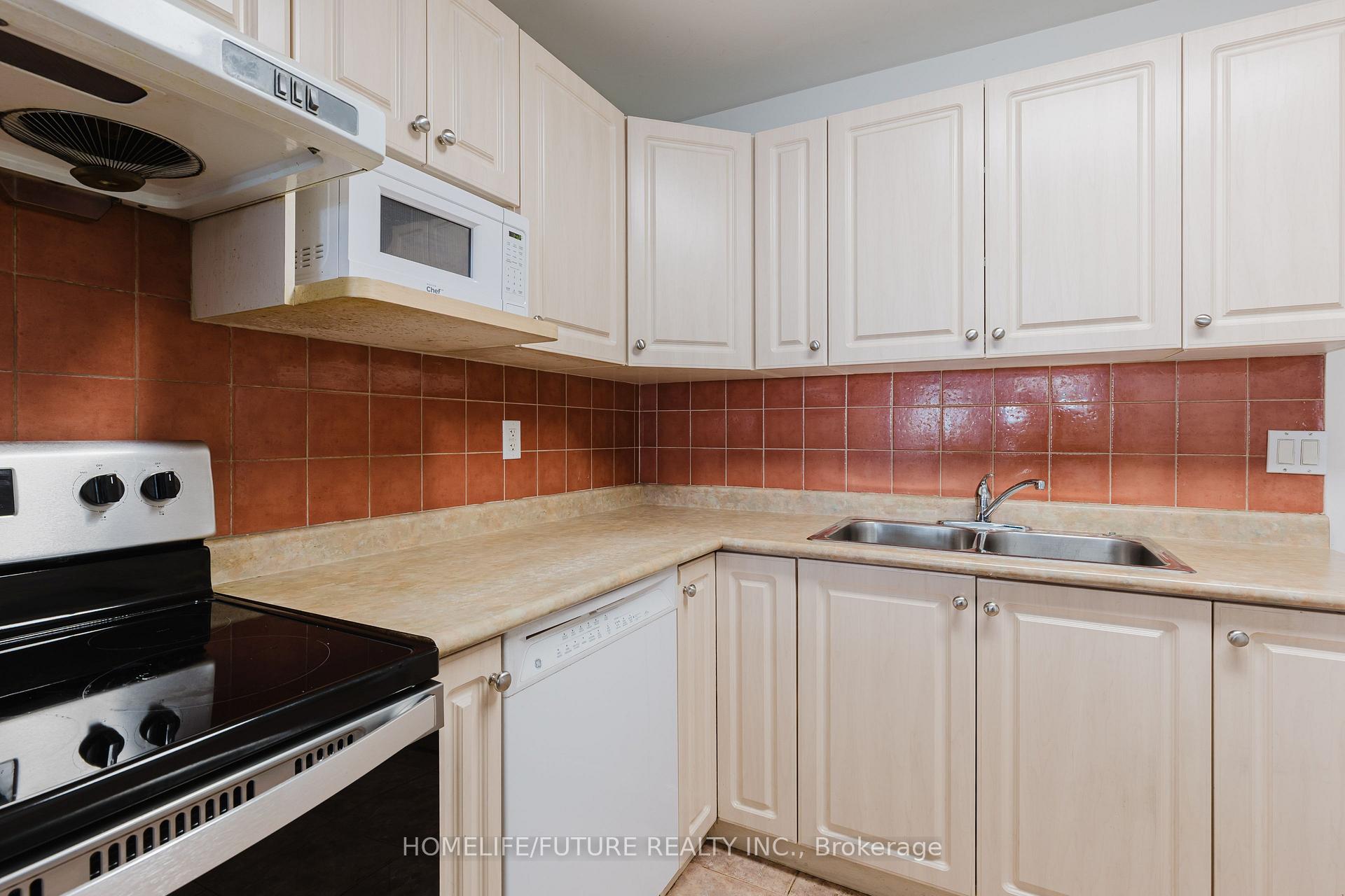 Photo 15 of 58 Sibley Avenue, Toronto, Crescent Town — HOMEH