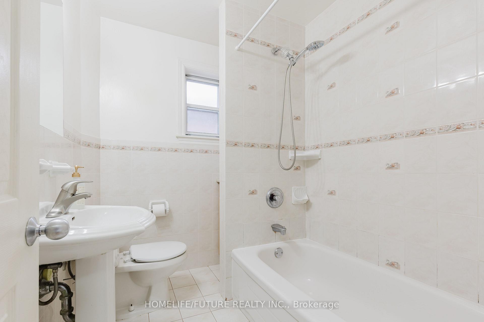 Photo 11 of 58 Sibley Avenue, Toronto, Crescent Town — HOMEH