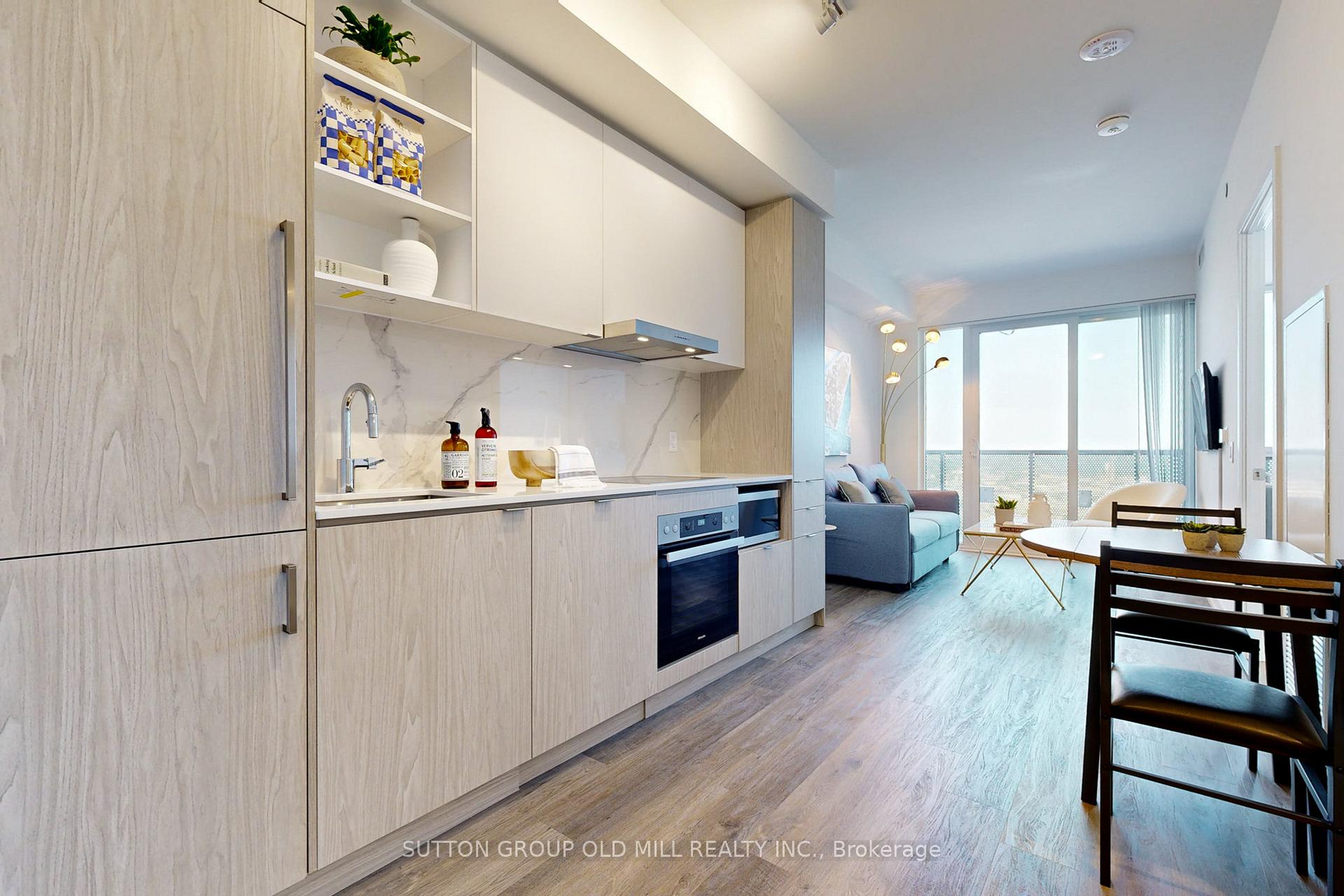 Photo 3 of Unit 6807, 55 Cooper Street, Toronto, Waterfront Communities — HOMEH