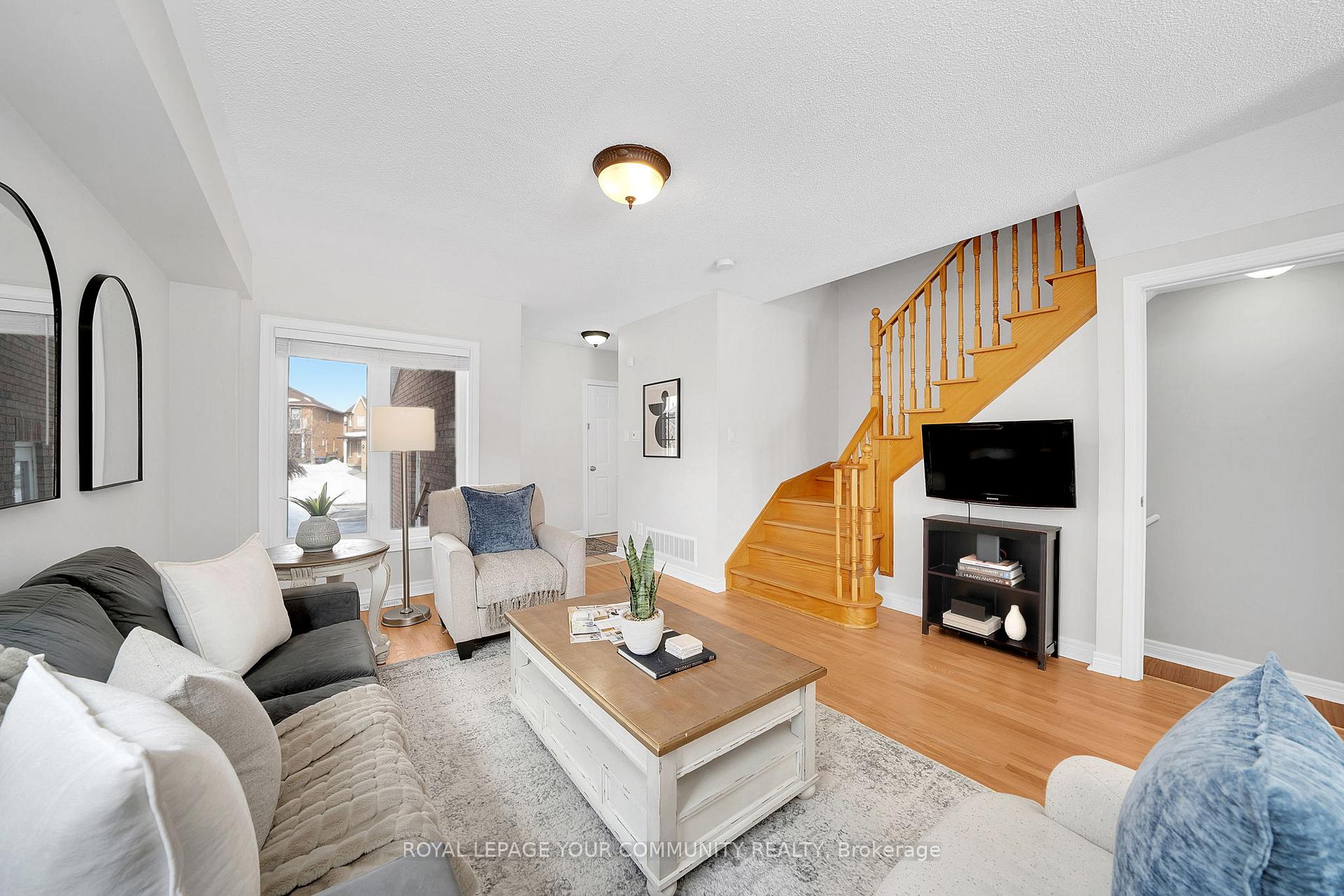 Photo 23 of 26 Coolspring Crescent, Caledon, Bolton East — HOMEH