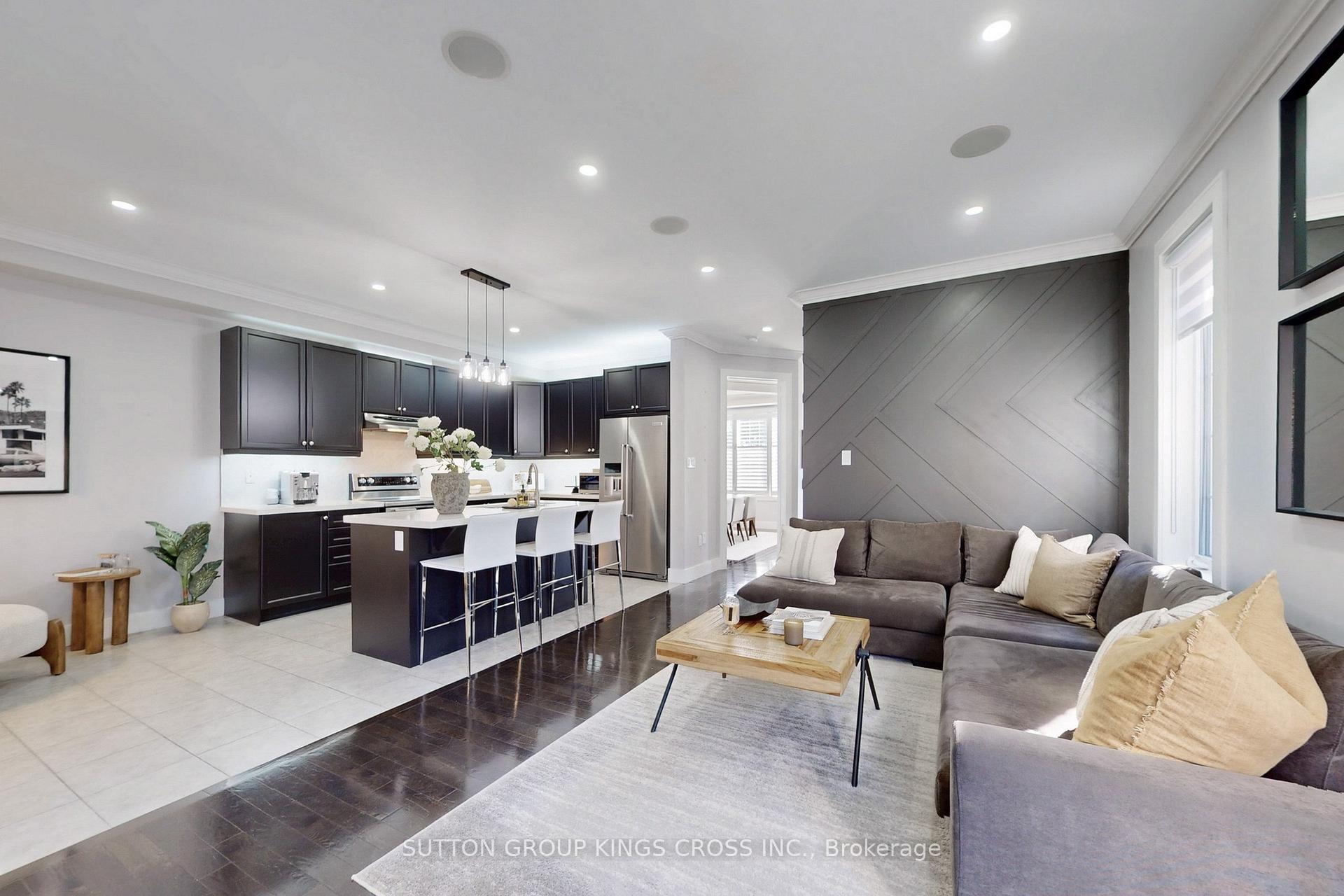 Photo 6 of 207 Barons Street, Vaughan, Kleinburg — HOMEH