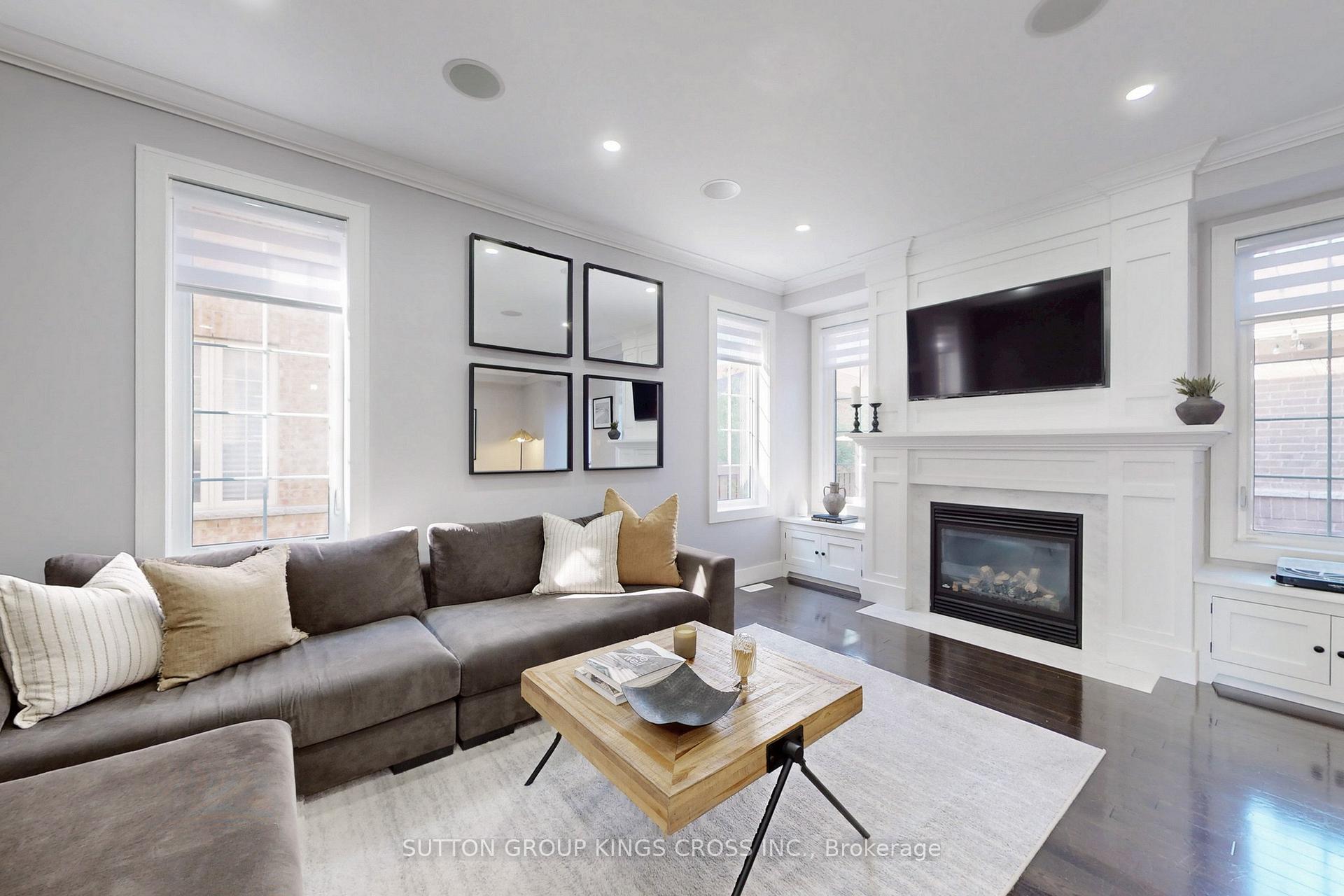 Photo 14 of 207 Barons Street, Vaughan, Kleinburg — HOMEH