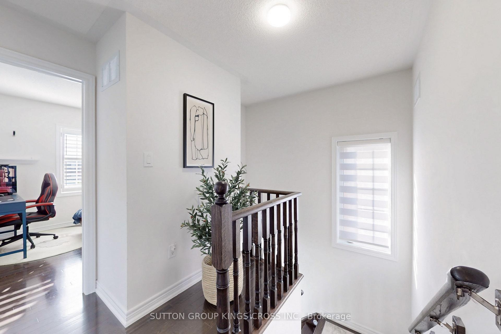 Photo 43 of 207 Barons Street, Vaughan, Kleinburg — HOMEH