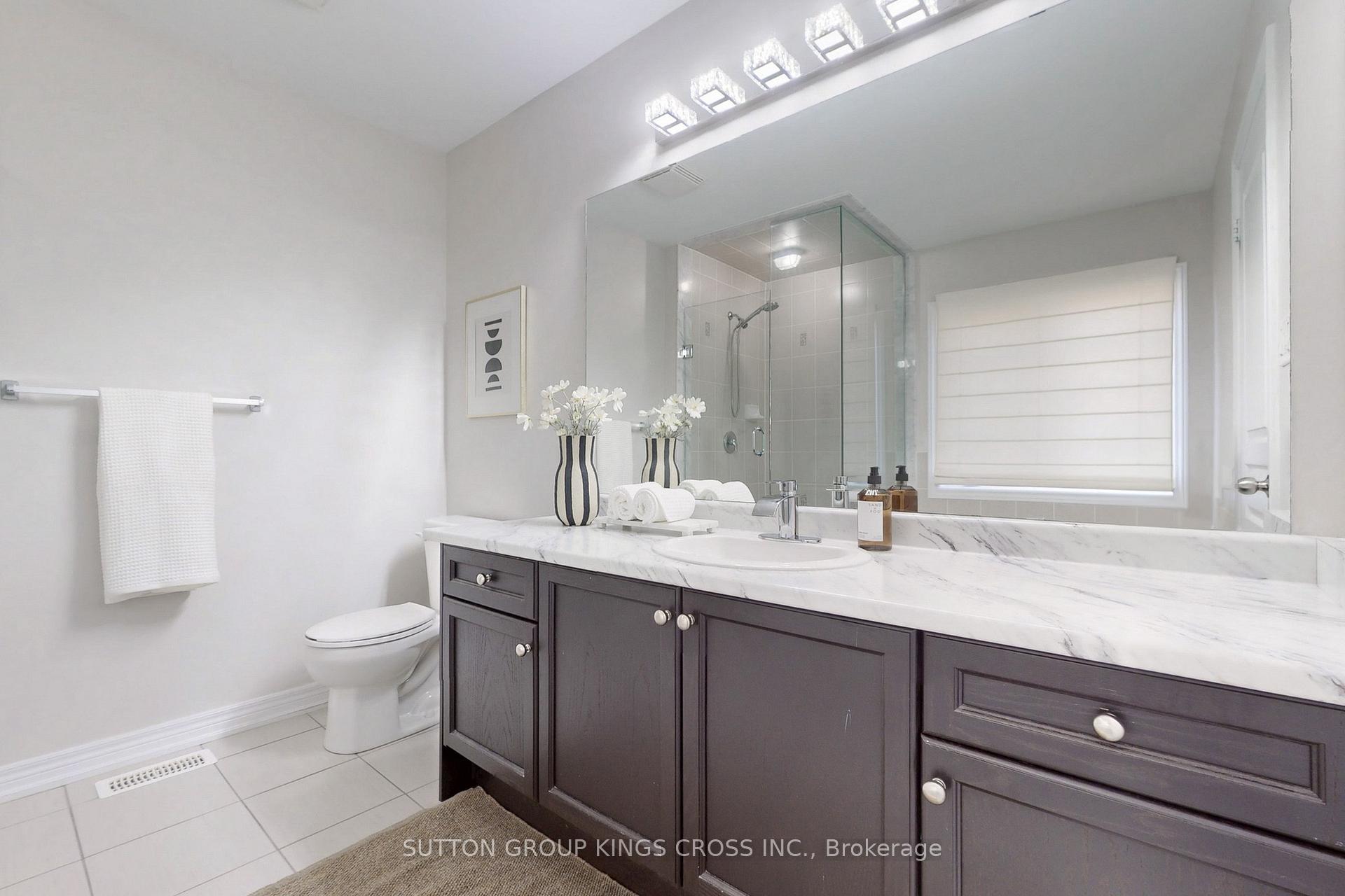 Photo 18 of 207 Barons Street, Vaughan, Kleinburg — HOMEH