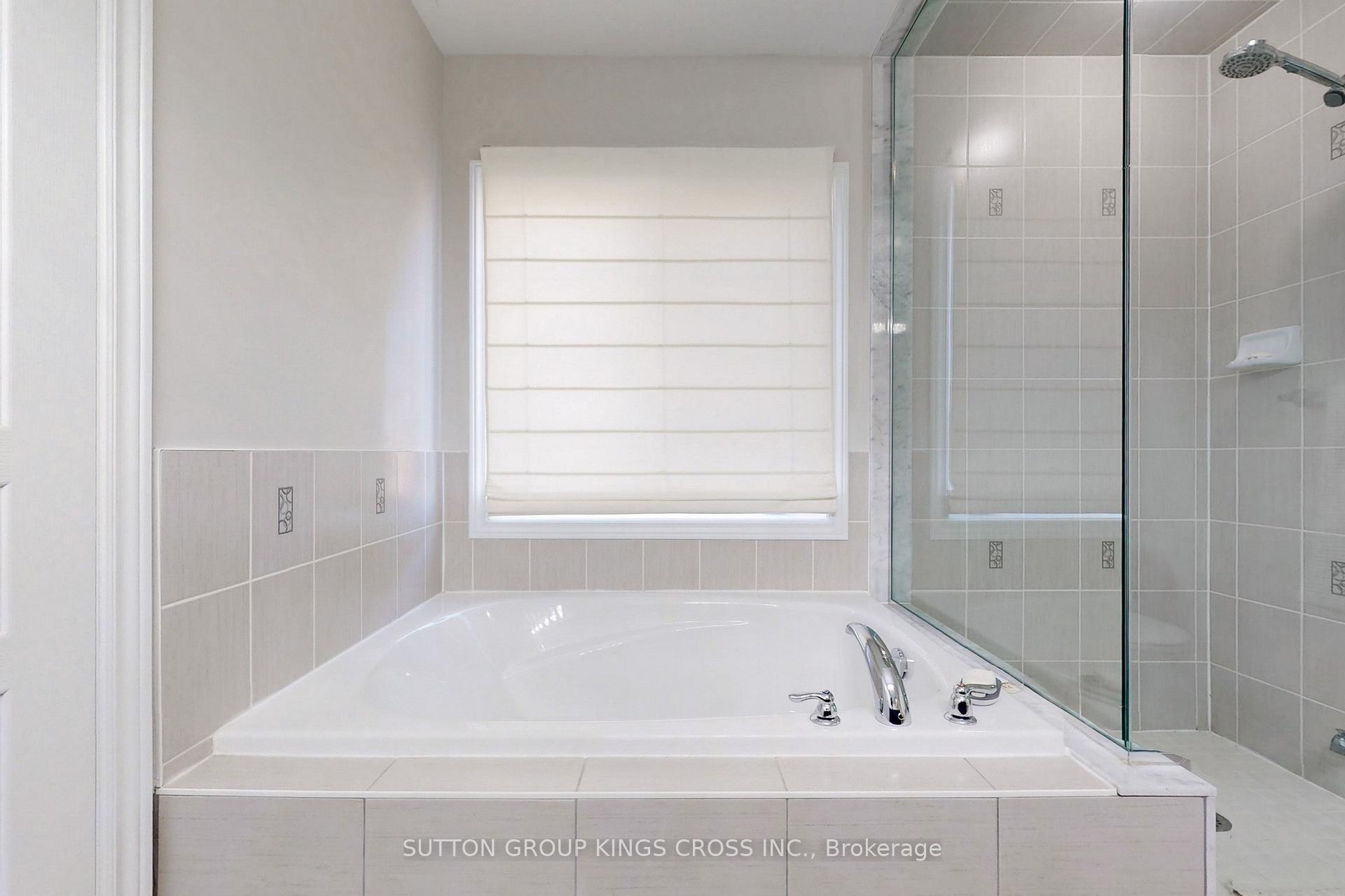 Photo 21 of 207 Barons Street, Vaughan, Kleinburg — HOMEH