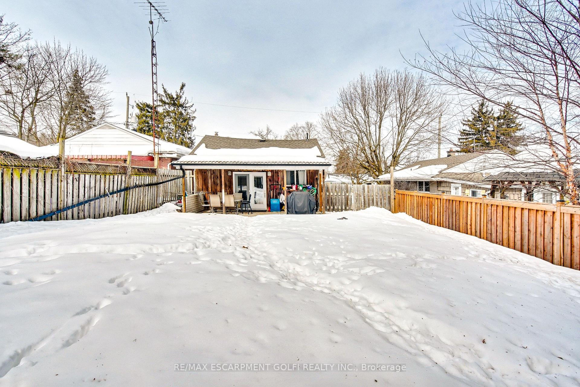 Photo 30 of 43 Third Avenue, Cambridge — HOMEH