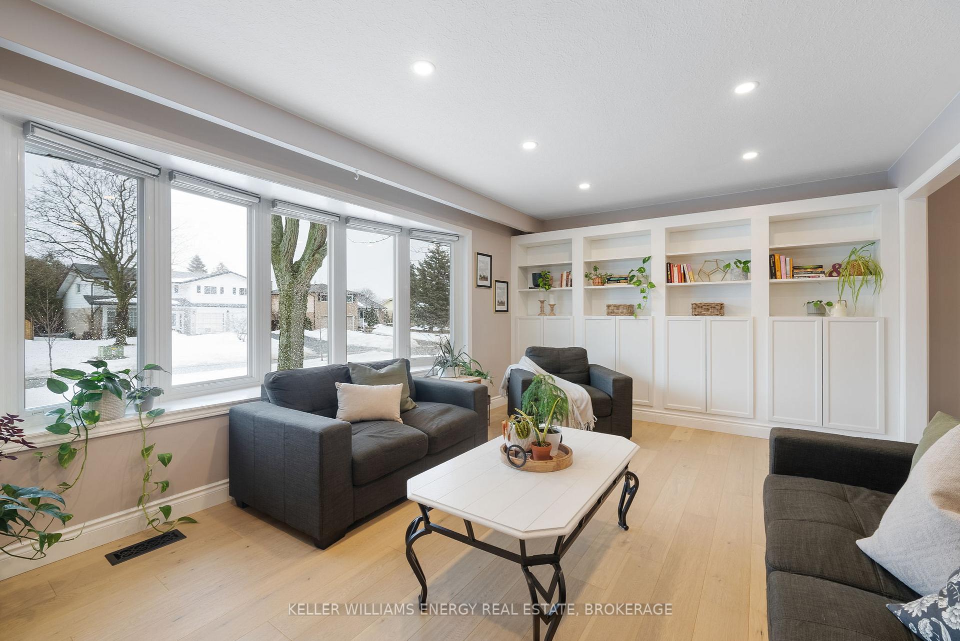Photo 5 of 808 Fernhill Boulevard, Oshawa, Northglen — HOMEH