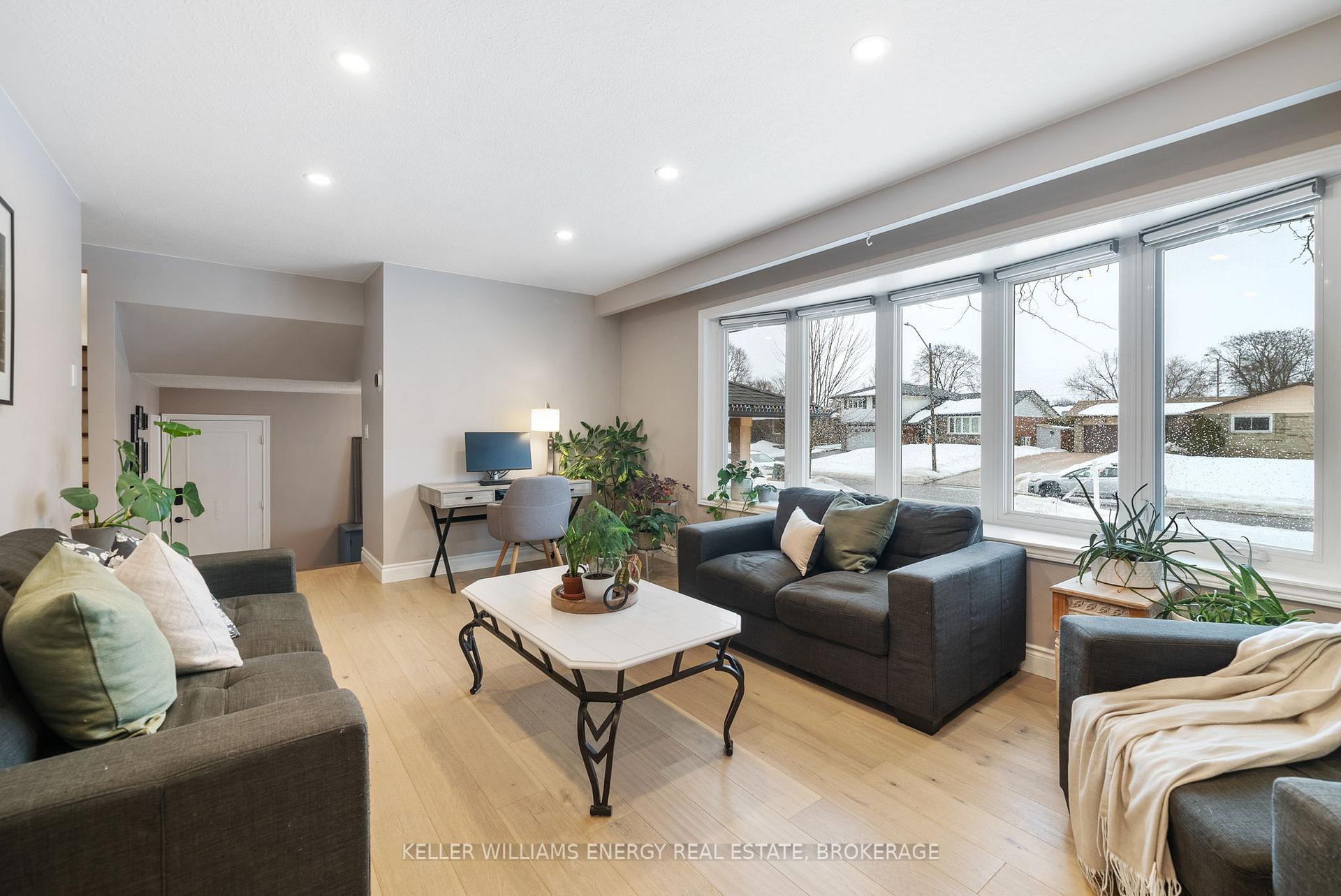 Photo 7 of 808 Fernhill Boulevard, Oshawa, Northglen — HOMEH