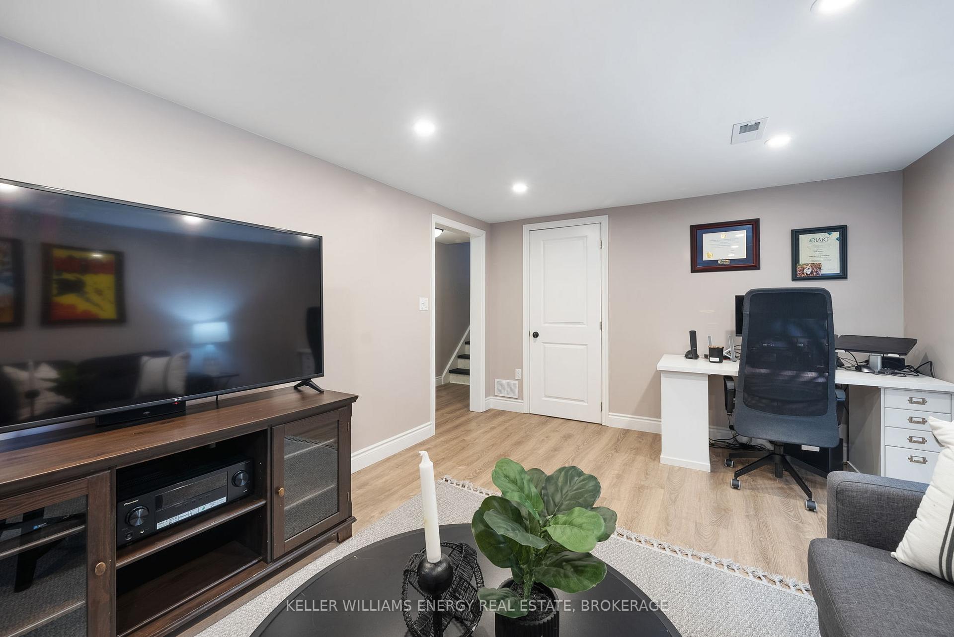 Photo 28 of 808 Fernhill Boulevard, Oshawa, Northglen — HOMEH