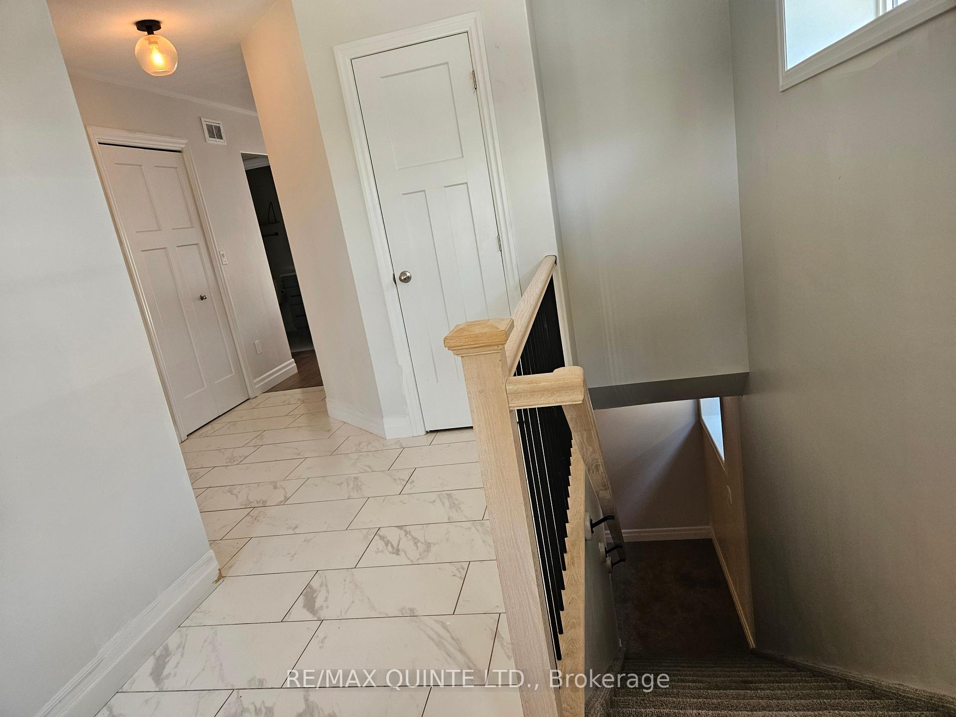 Photo 6 of 52 Mercedes Drive, Belleville, Belleville Ward — HOMEH
