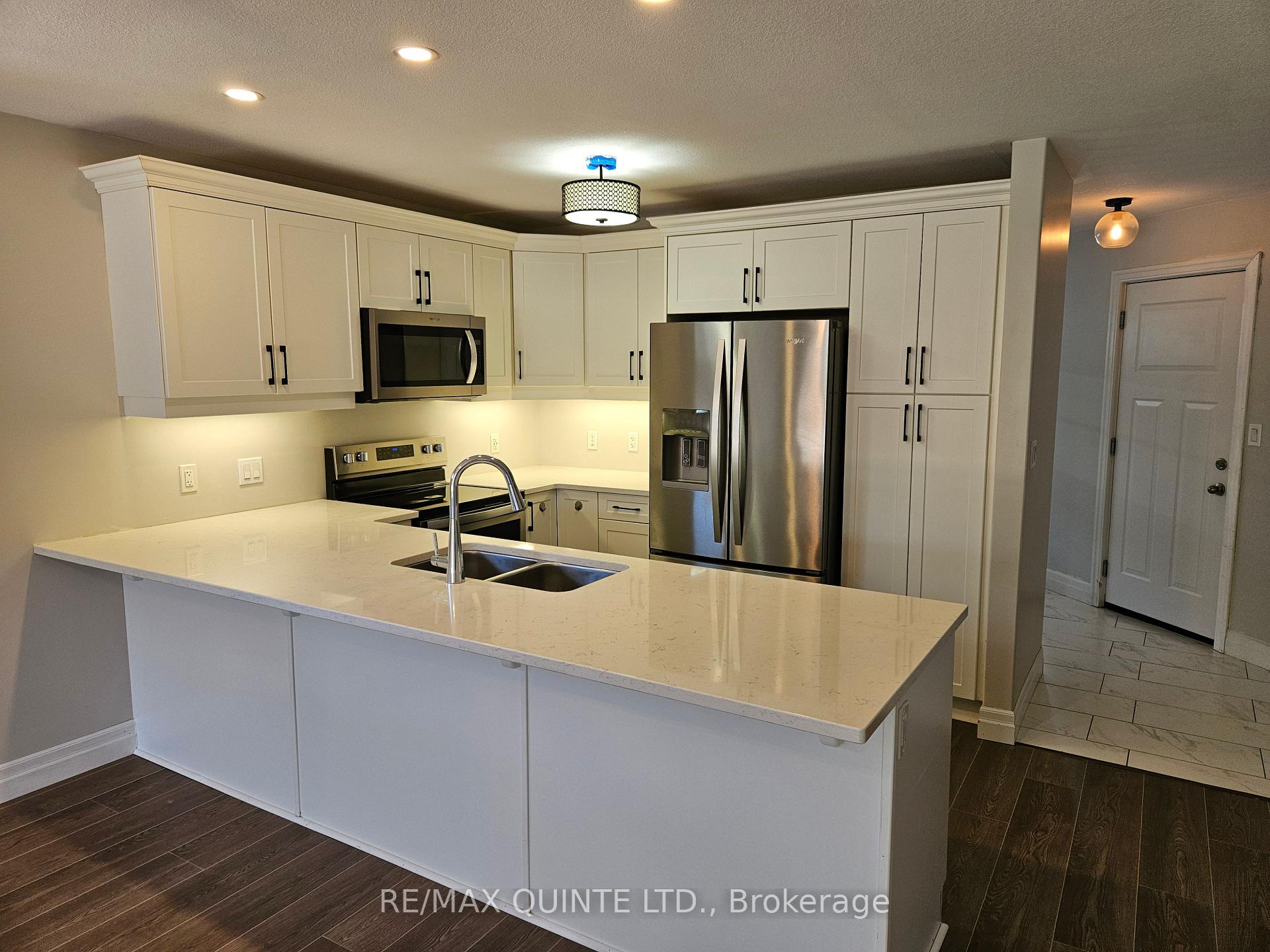 Photo 7 of 52 Mercedes Drive, Belleville, Belleville Ward — HOMEH