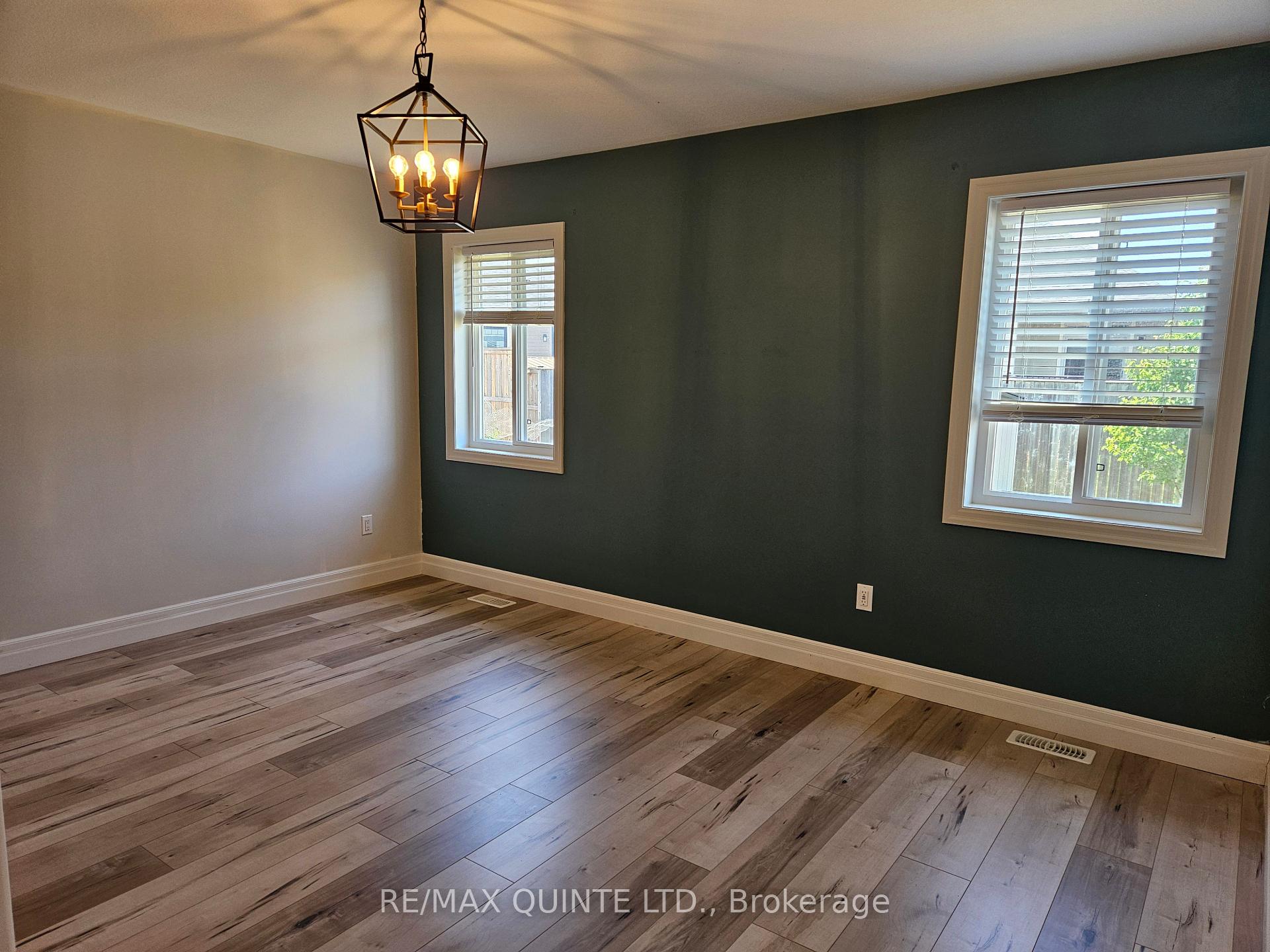Photo 22 of 52 Mercedes Drive, Belleville, Belleville Ward — HOMEH