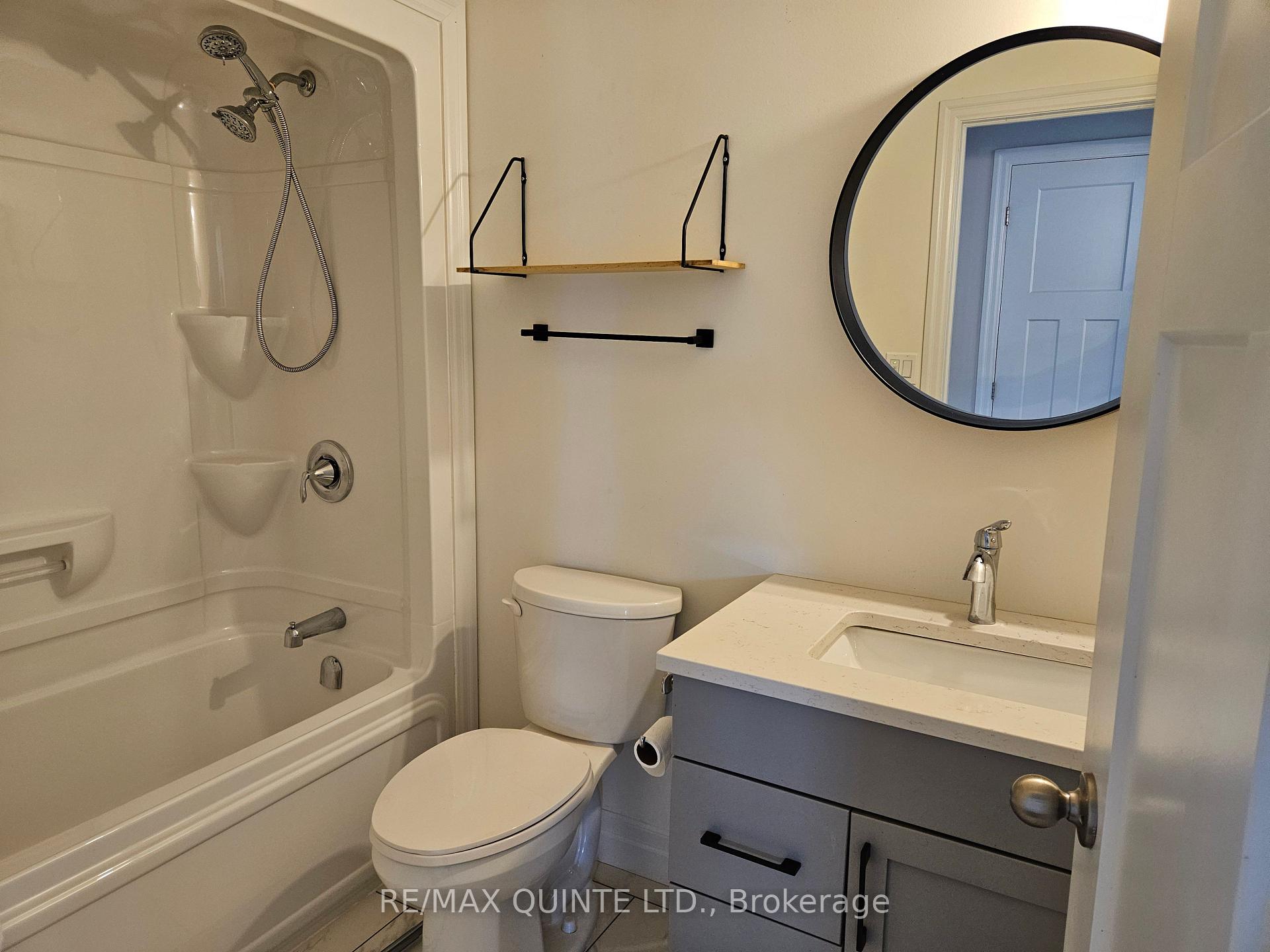Photo 13 of 52 Mercedes Drive, Belleville, Belleville Ward — HOMEH