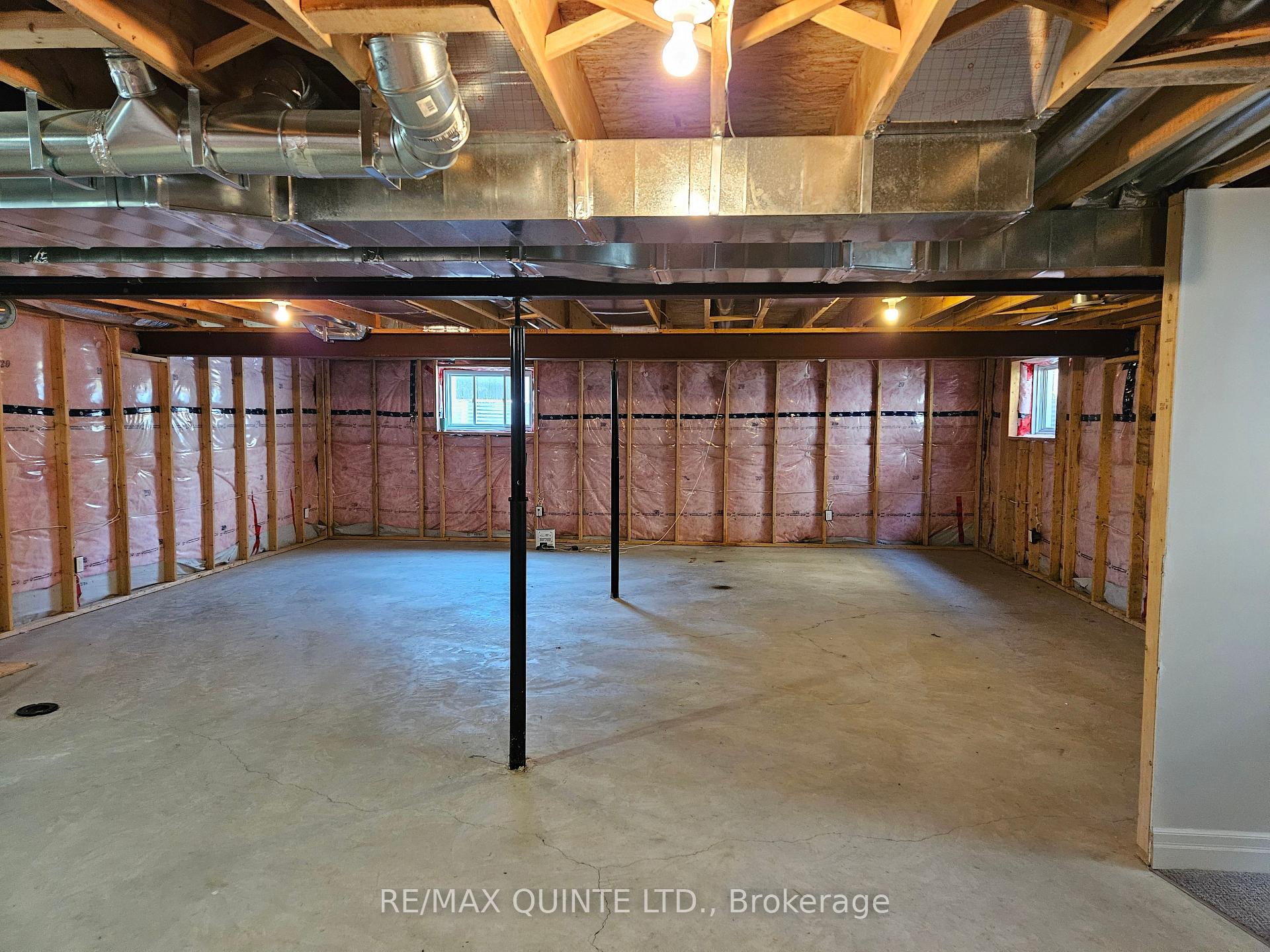 Photo 14 of 52 Mercedes Drive, Belleville, Belleville Ward — HOMEH