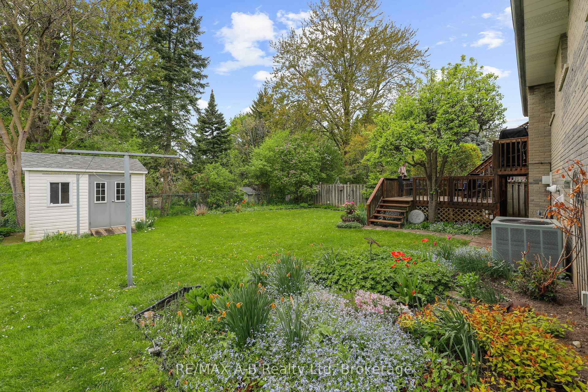 Photo 33 of 17 Mulberry Lane, Waterloo — HOMEH