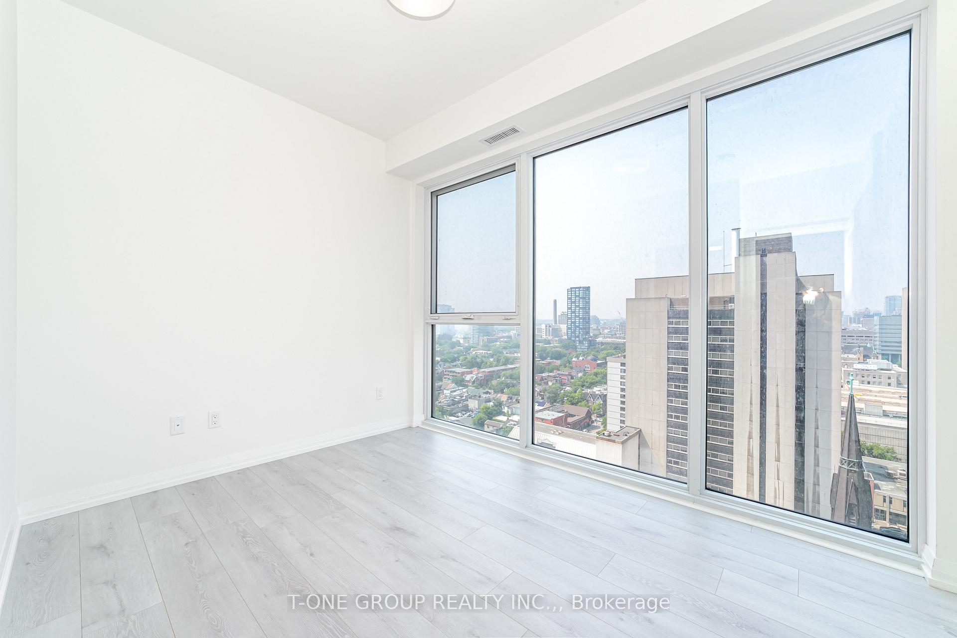 Photo 19 of Unit 2403, 280 Dundas Street W, Toronto, Kensington-Chinatown — HOMEH
