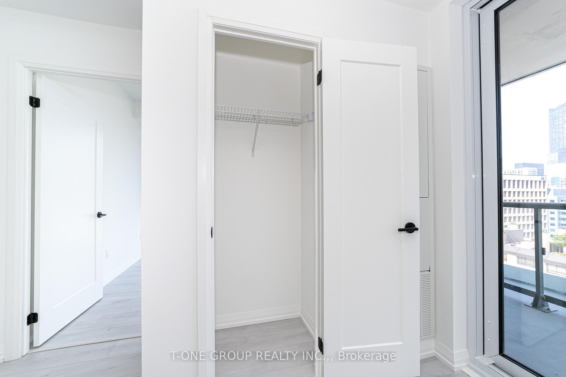 Photo 38 of Unit 2403, 280 Dundas Street W, Toronto, Kensington-Chinatown — HOMEH