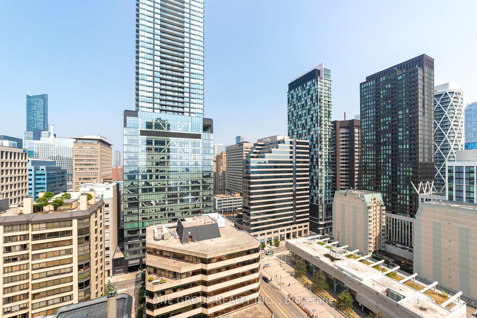 Photo 33 of Unit 2403, 280 Dundas Street W, Toronto, Kensington-Chinatown — HOMEH