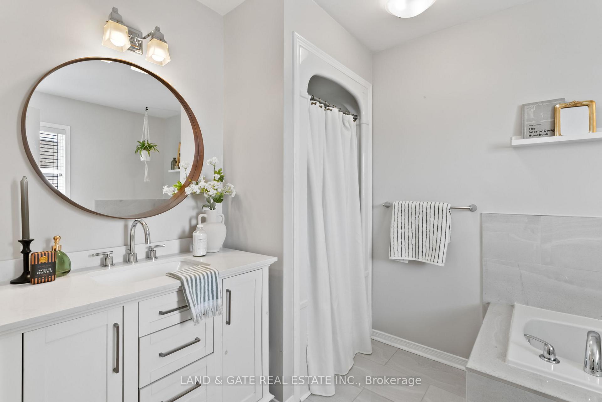 Photo 24 of 211 High Street, Clarington, Bowmanville — HOMEH