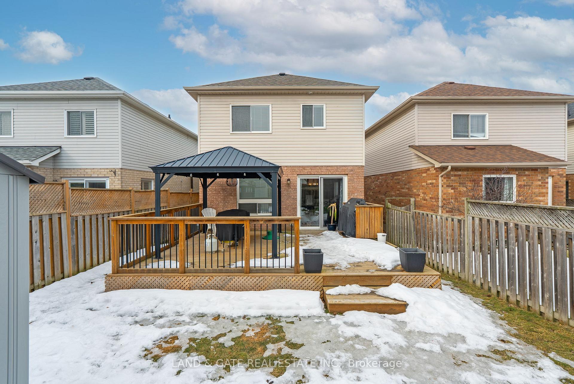 Photo 44 of 211 High Street, Clarington, Bowmanville — HOMEH