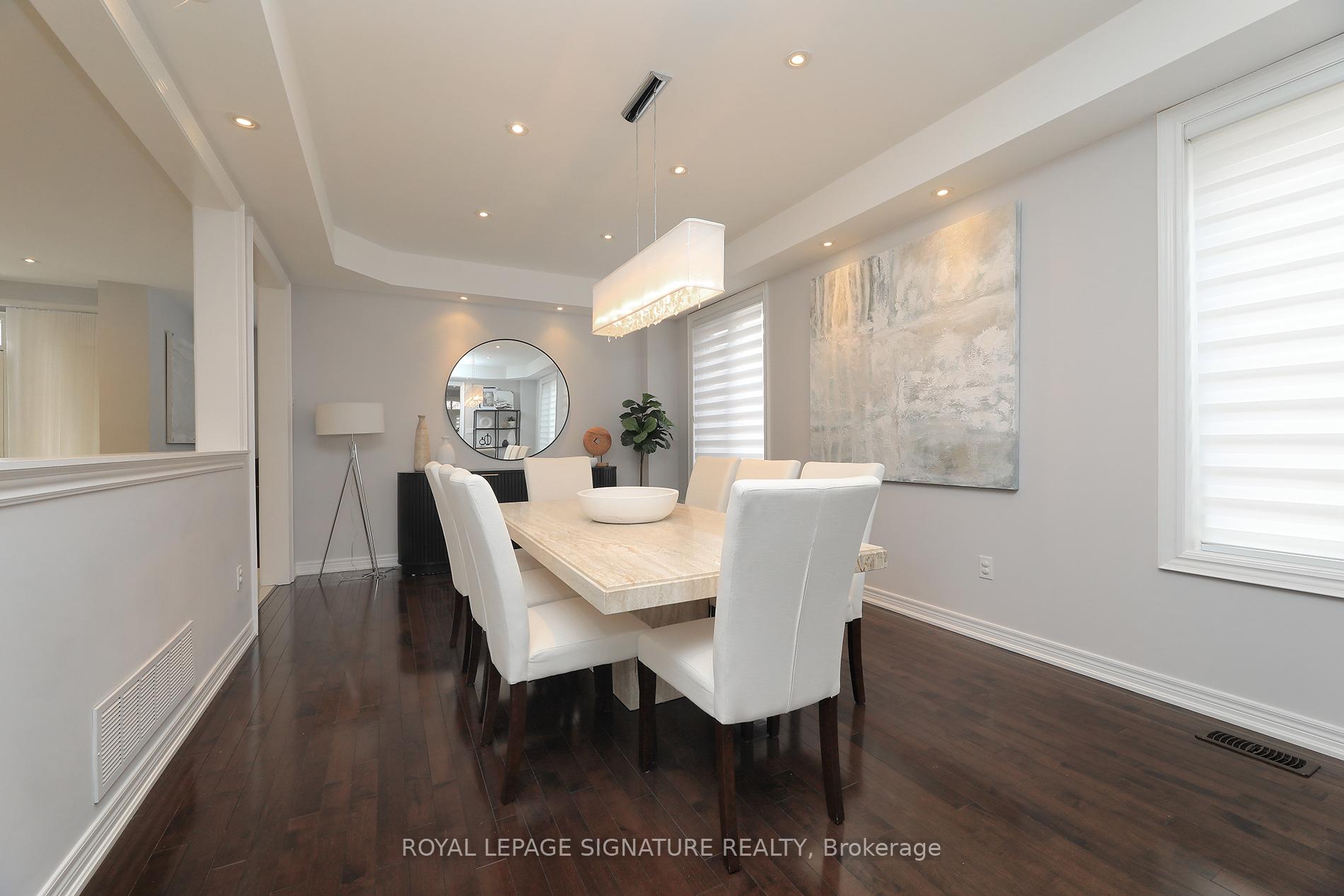 Photo 39 of 17 Southvale Drive, Vaughan, Patterson — HOMEH