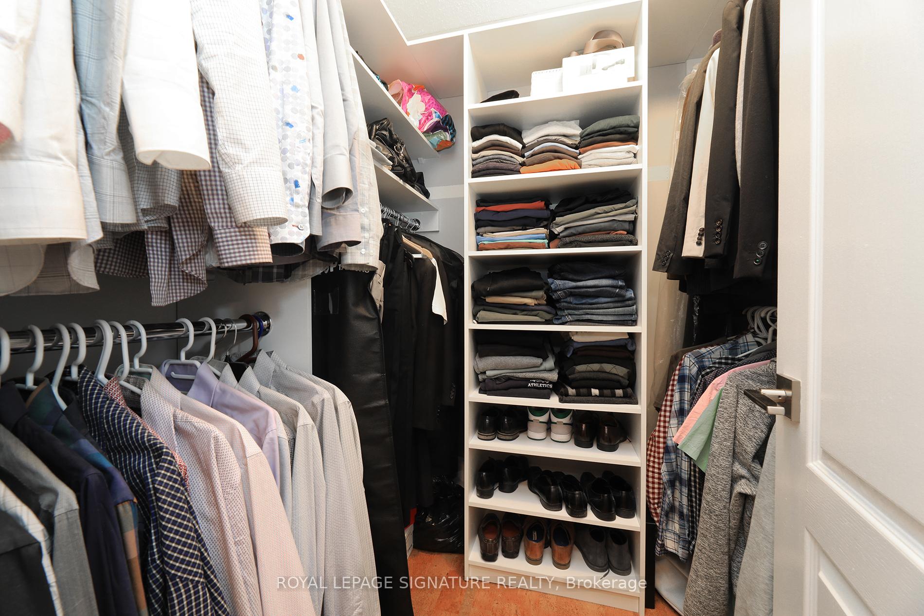 Photo 24 of 17 Southvale Drive, Vaughan, Patterson — HOMEH