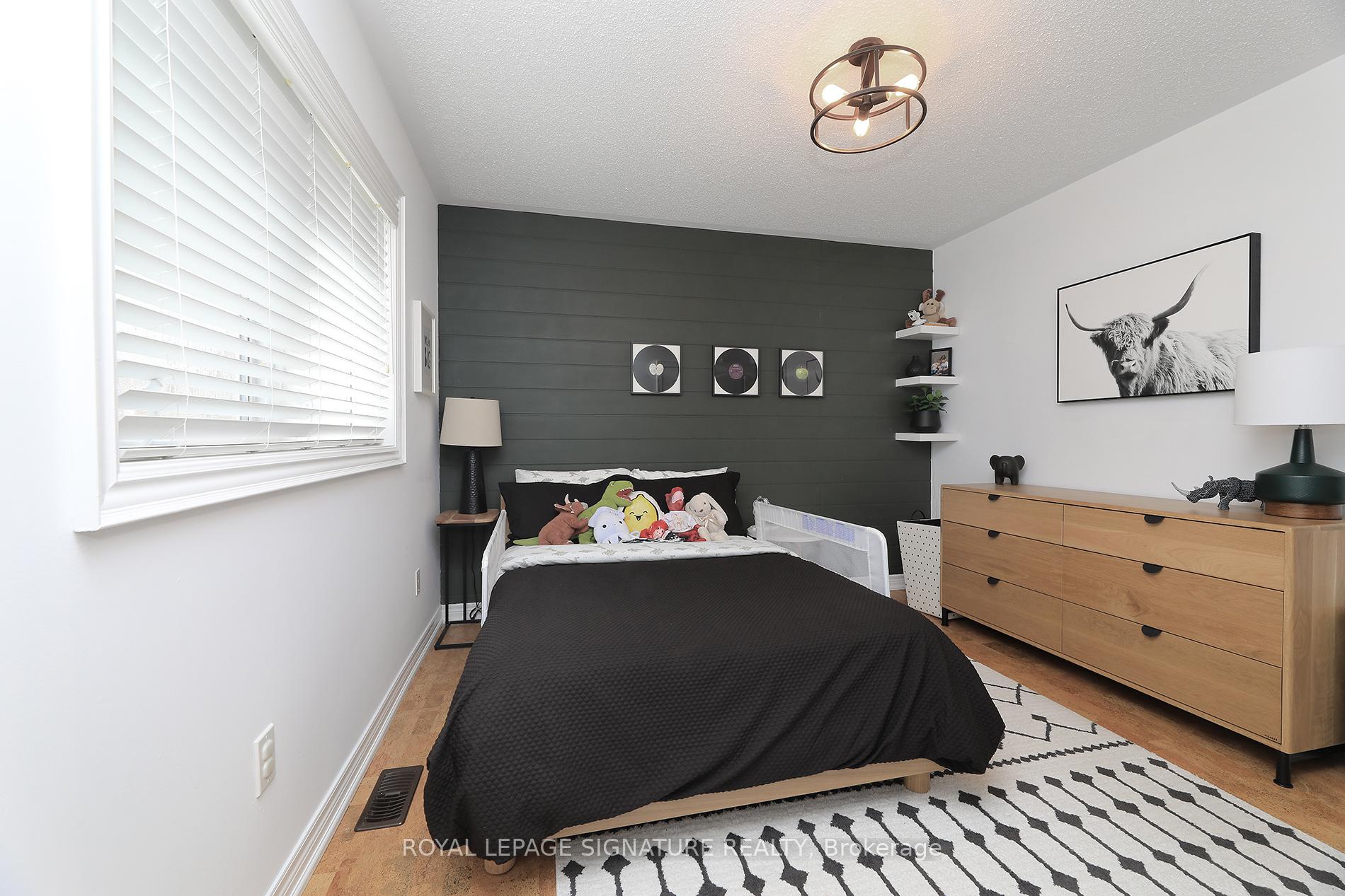 Photo 21 of 17 Southvale Drive, Vaughan, Patterson — HOMEH