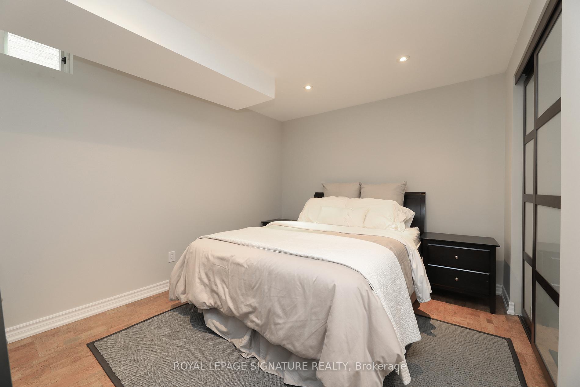 Photo 19 of 17 Southvale Drive, Vaughan, Patterson — HOMEH