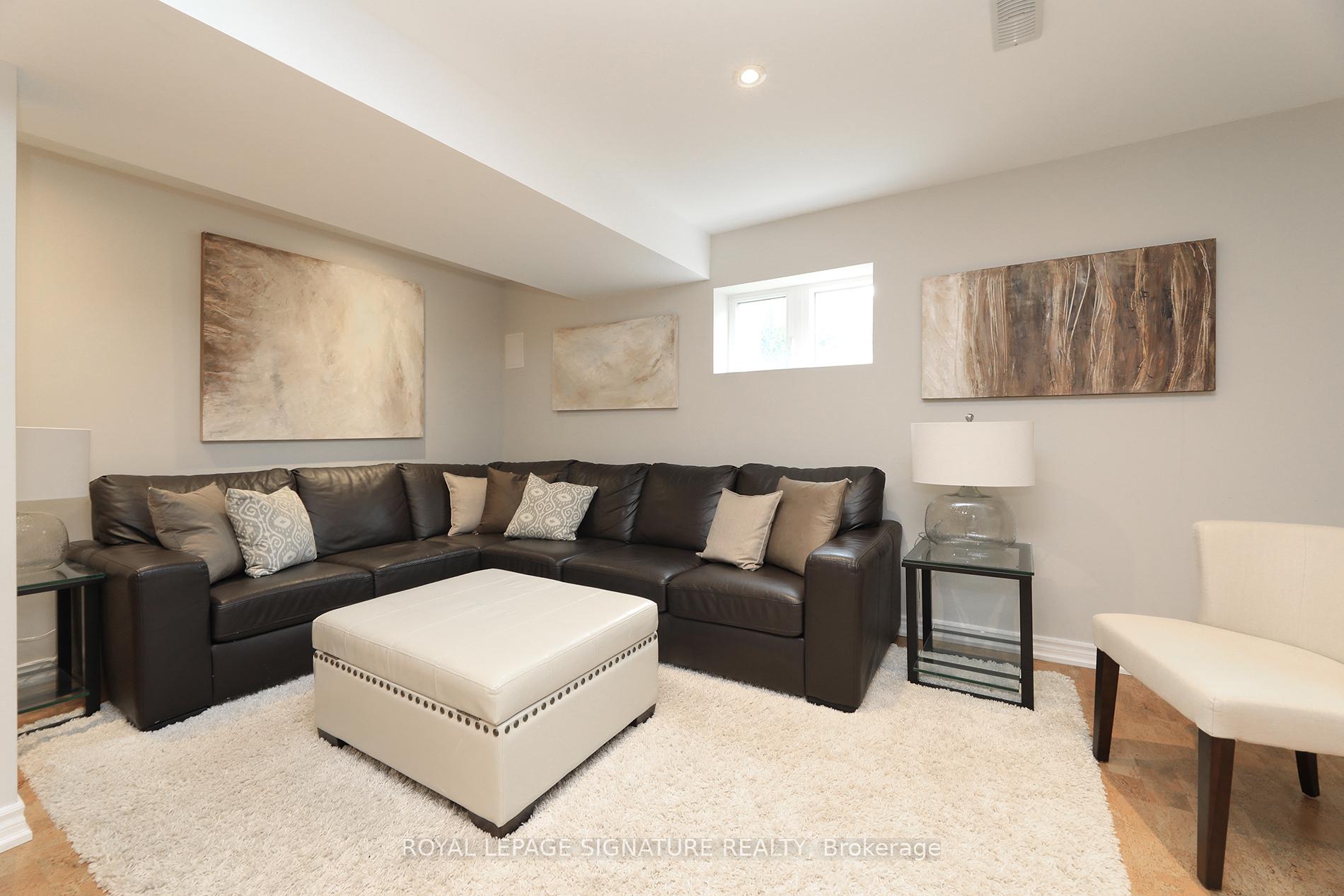 Photo 23 of 17 Southvale Drive, Vaughan, Patterson — HOMEH