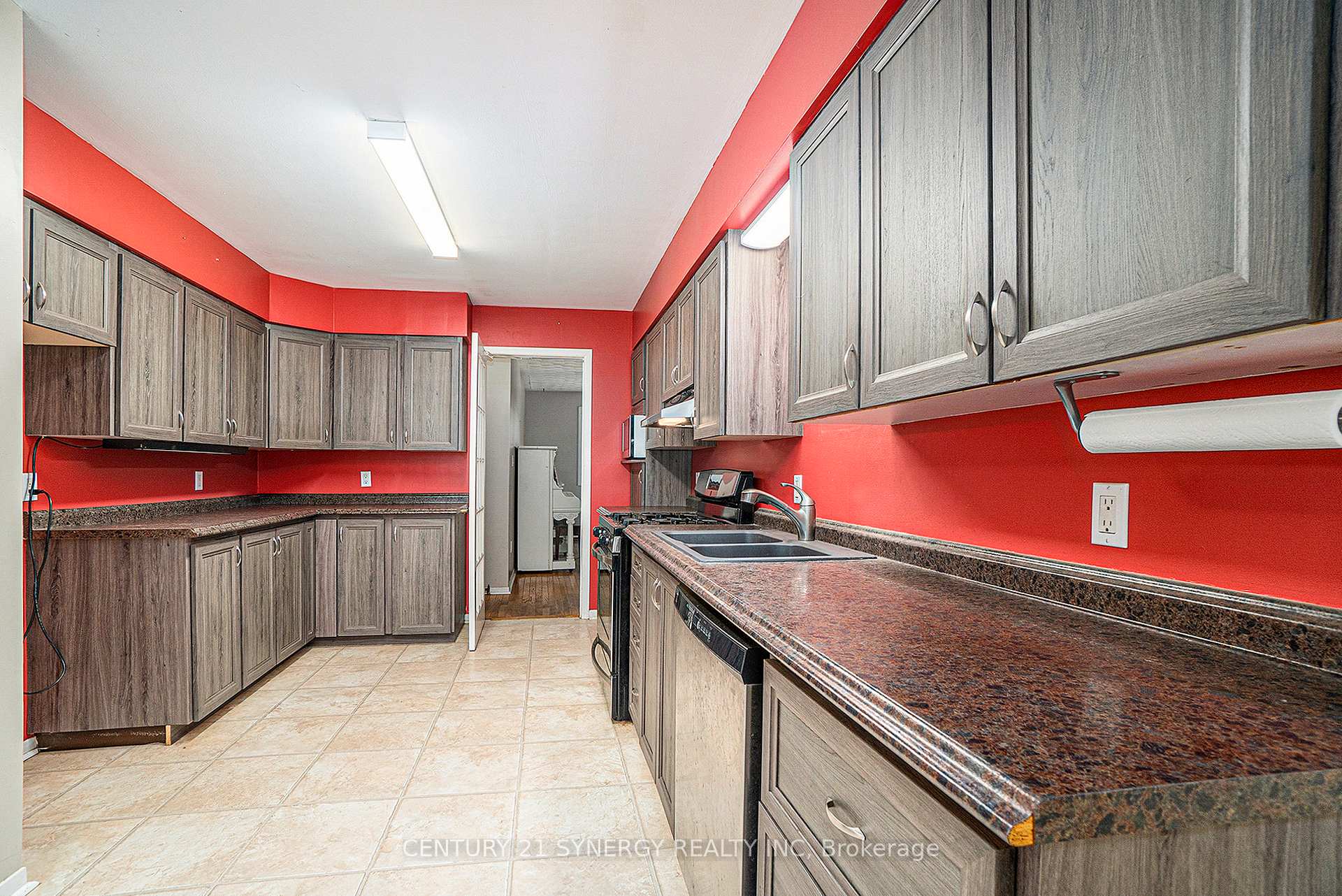 Photo 17 of 6 Strathcona Street, Smiths Falls — HOMEH