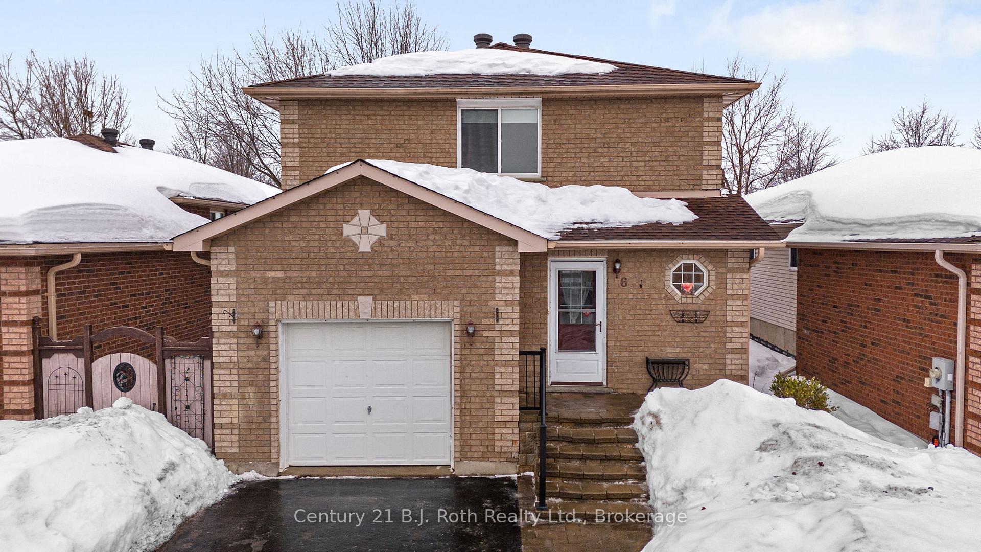 Photo 1 of 6 Golden Eagle Way, Barrie, Little Lake — HOMEH