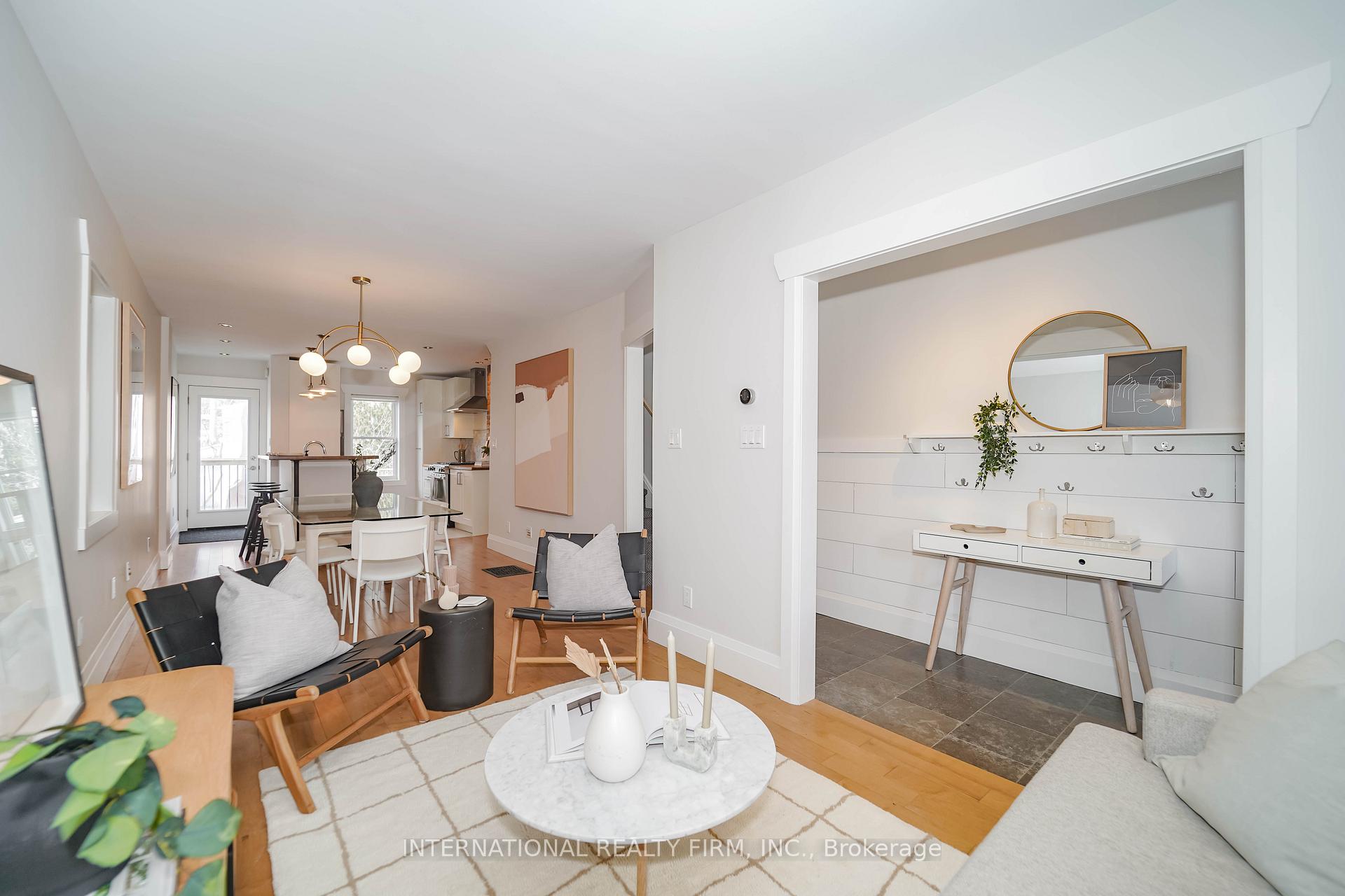 Photo 3 of 600 Rhodes Avenue, Toronto, Greenwood-Coxwell — HOMEH