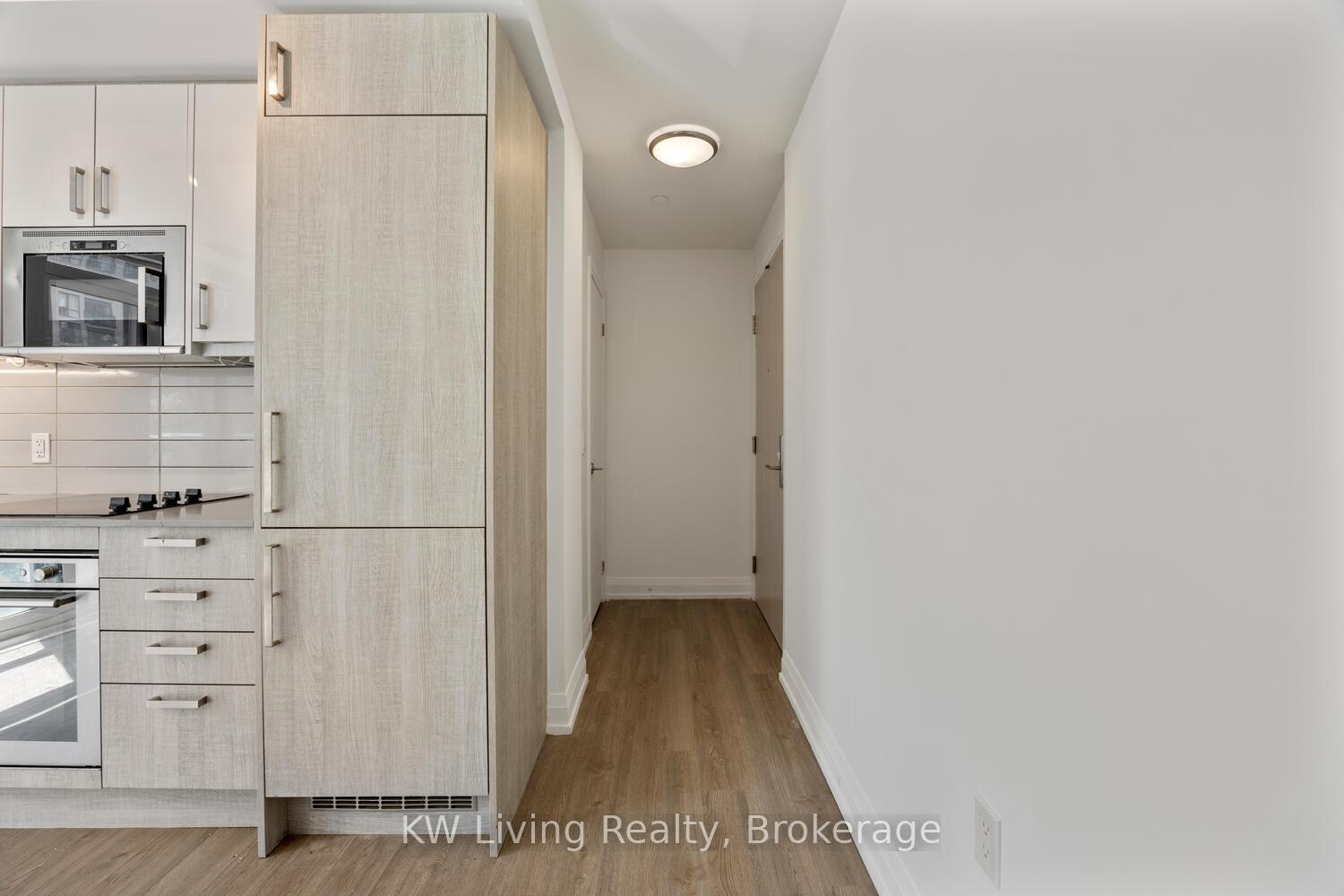 Photo 9 of Unit 309, 77 Mutual Street, Toronto, Church-Yonge Corridor — HOMEH