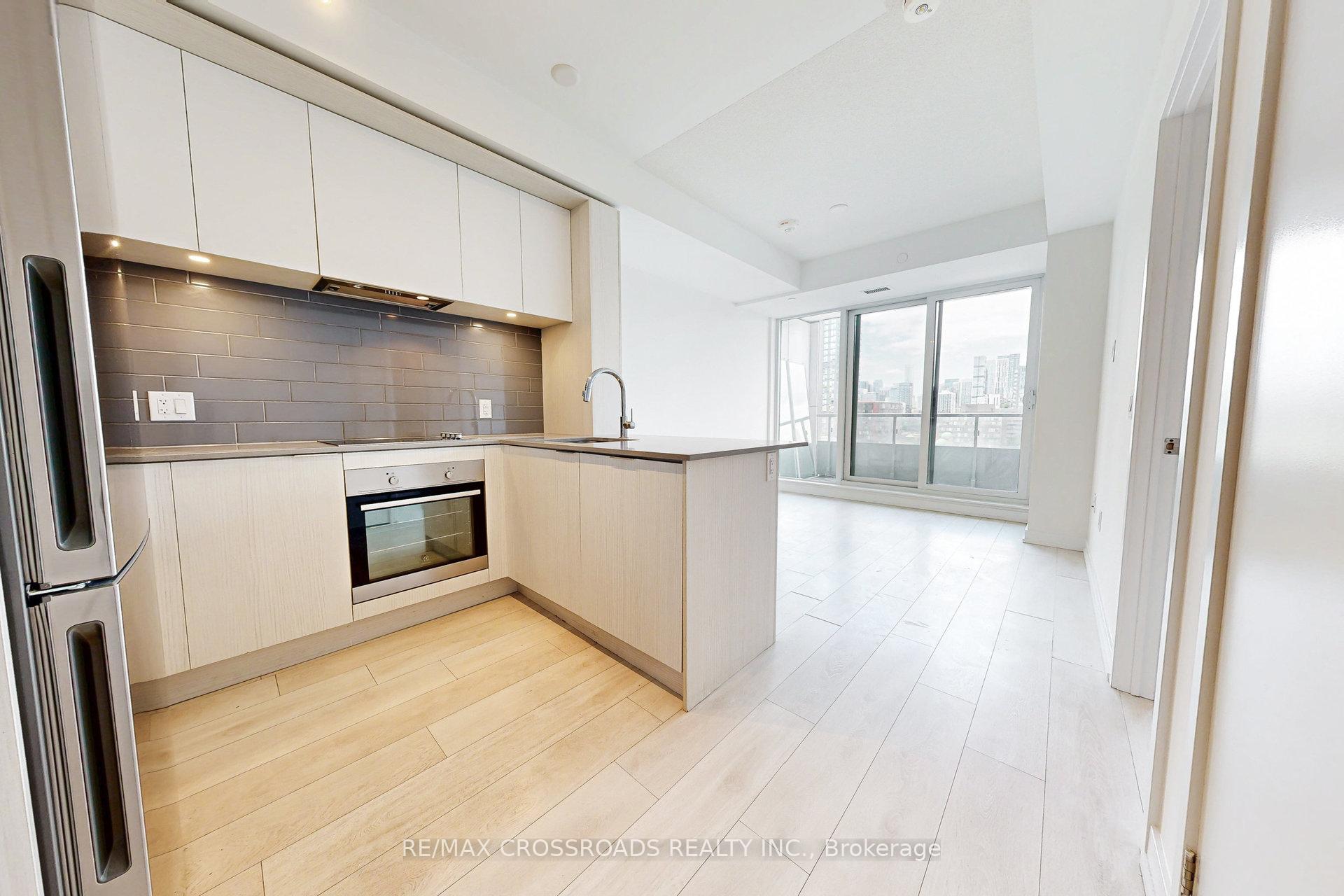Photo 5 of Unit 808, 225 Sumach Street, Toronto, Regent Park — HOMEH