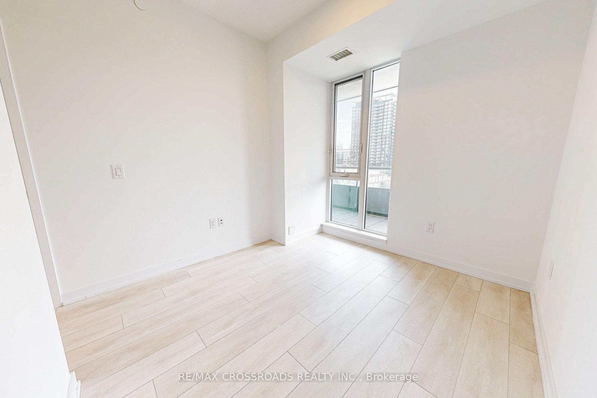 Photo 4 of Unit 808, 225 Sumach Street, Toronto, Regent Park — HOMEH