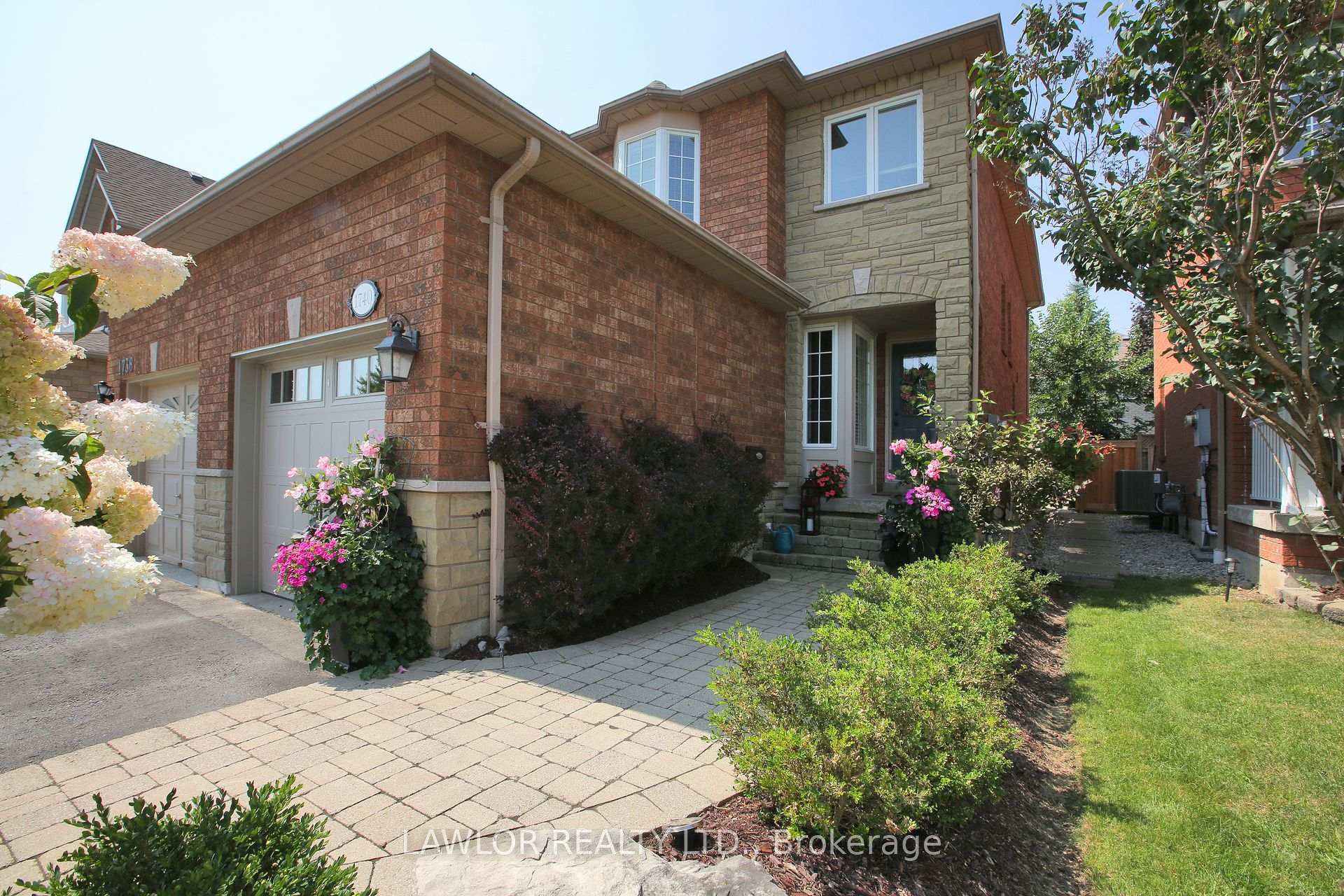 Photo 10 of 1740 Silver Maple Drive, Pickering, Amberlea — HOMEH