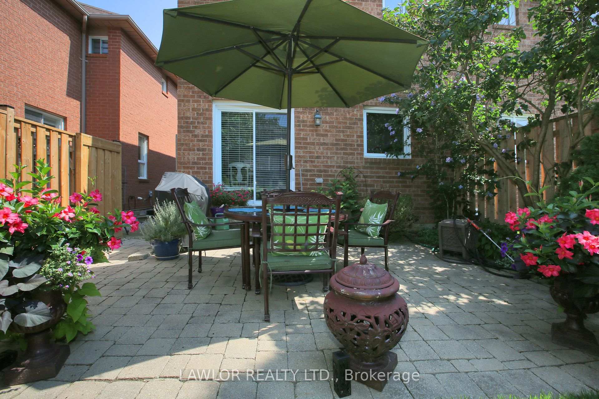 Photo 9 of 1740 Silver Maple Drive, Pickering, Amberlea — HOMEH