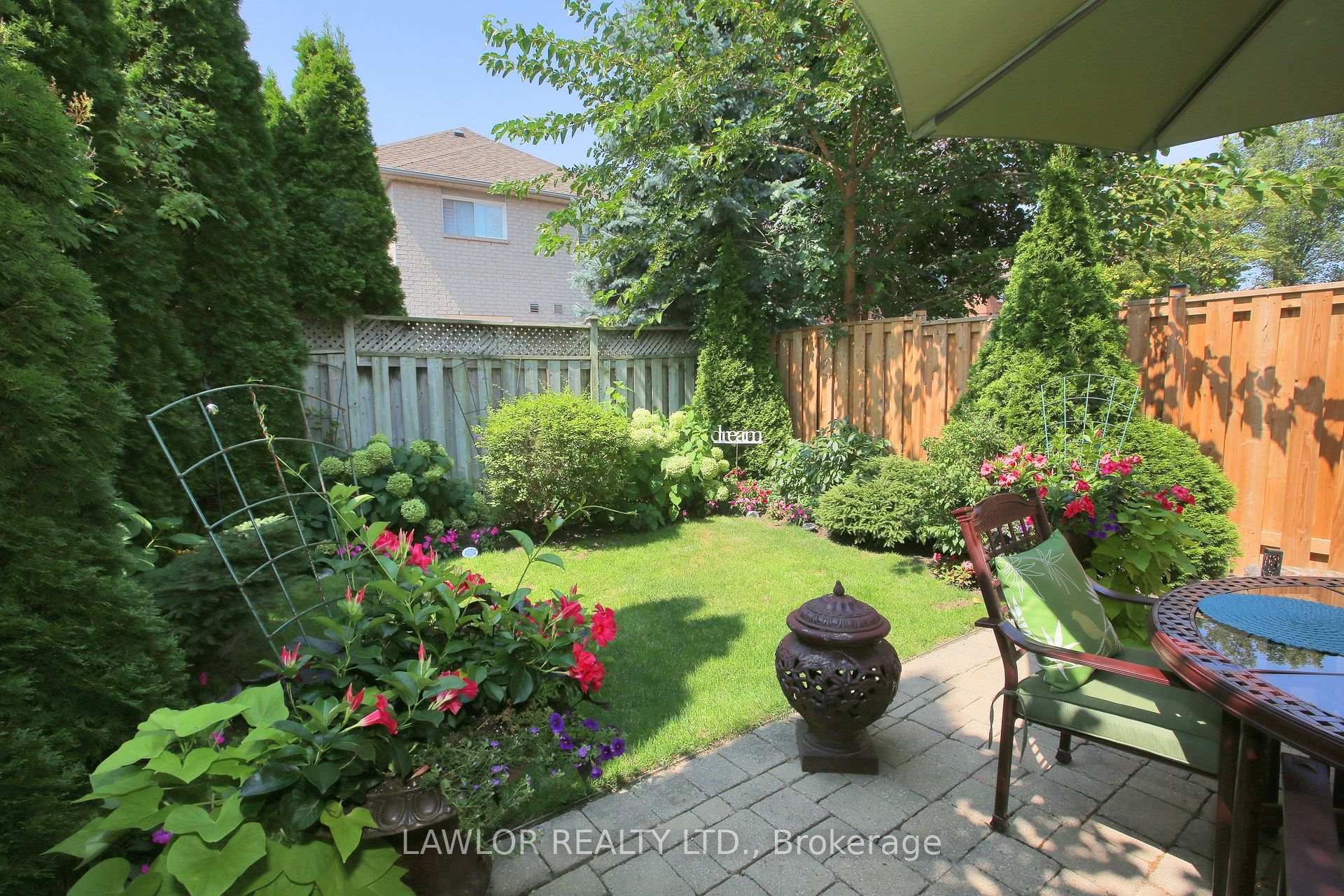 Photo 13 of 1740 Silver Maple Drive, Pickering, Amberlea — HOMEH