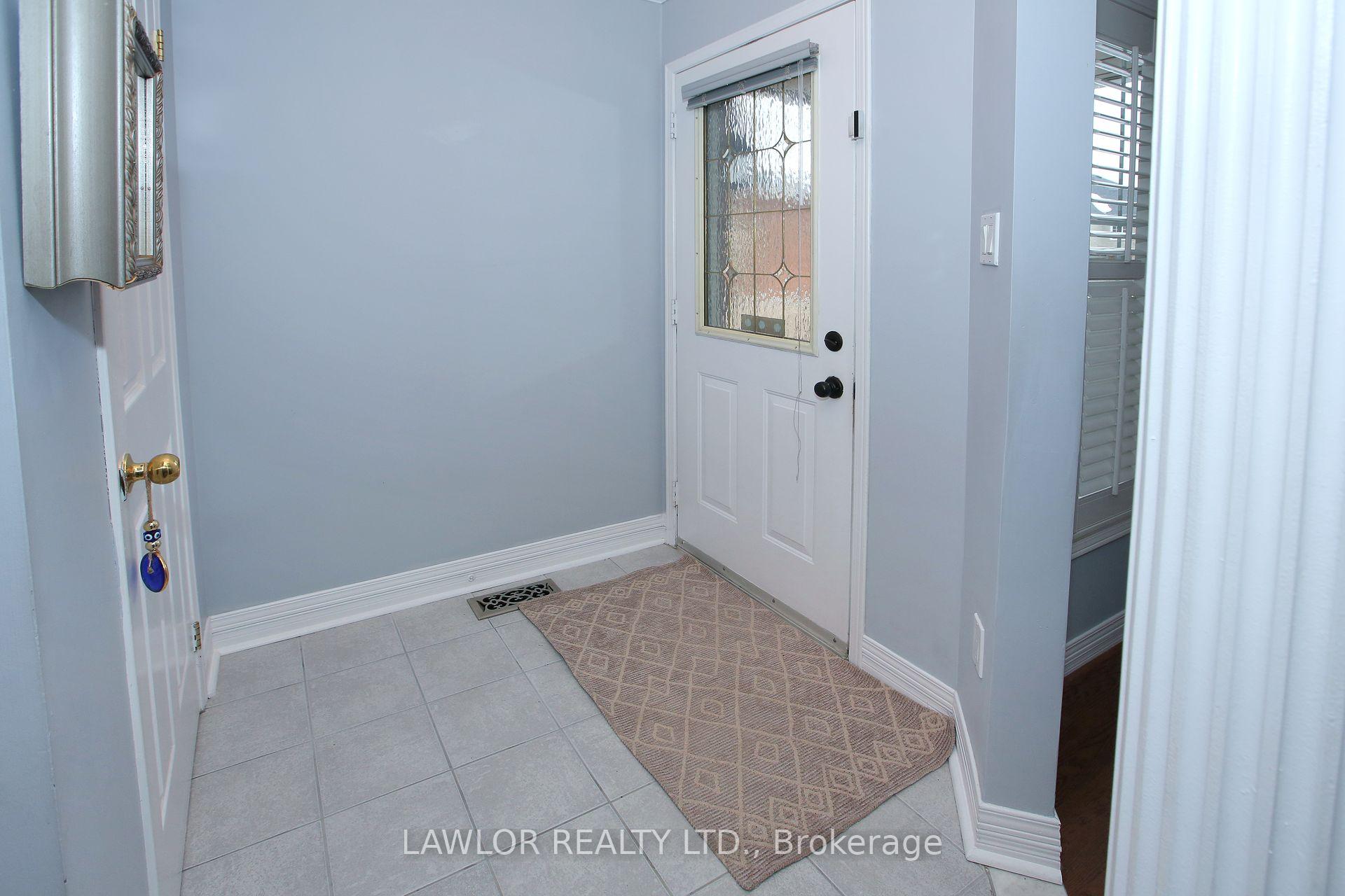 Photo 8 of 1740 Silver Maple Drive, Pickering, Amberlea — HOMEH