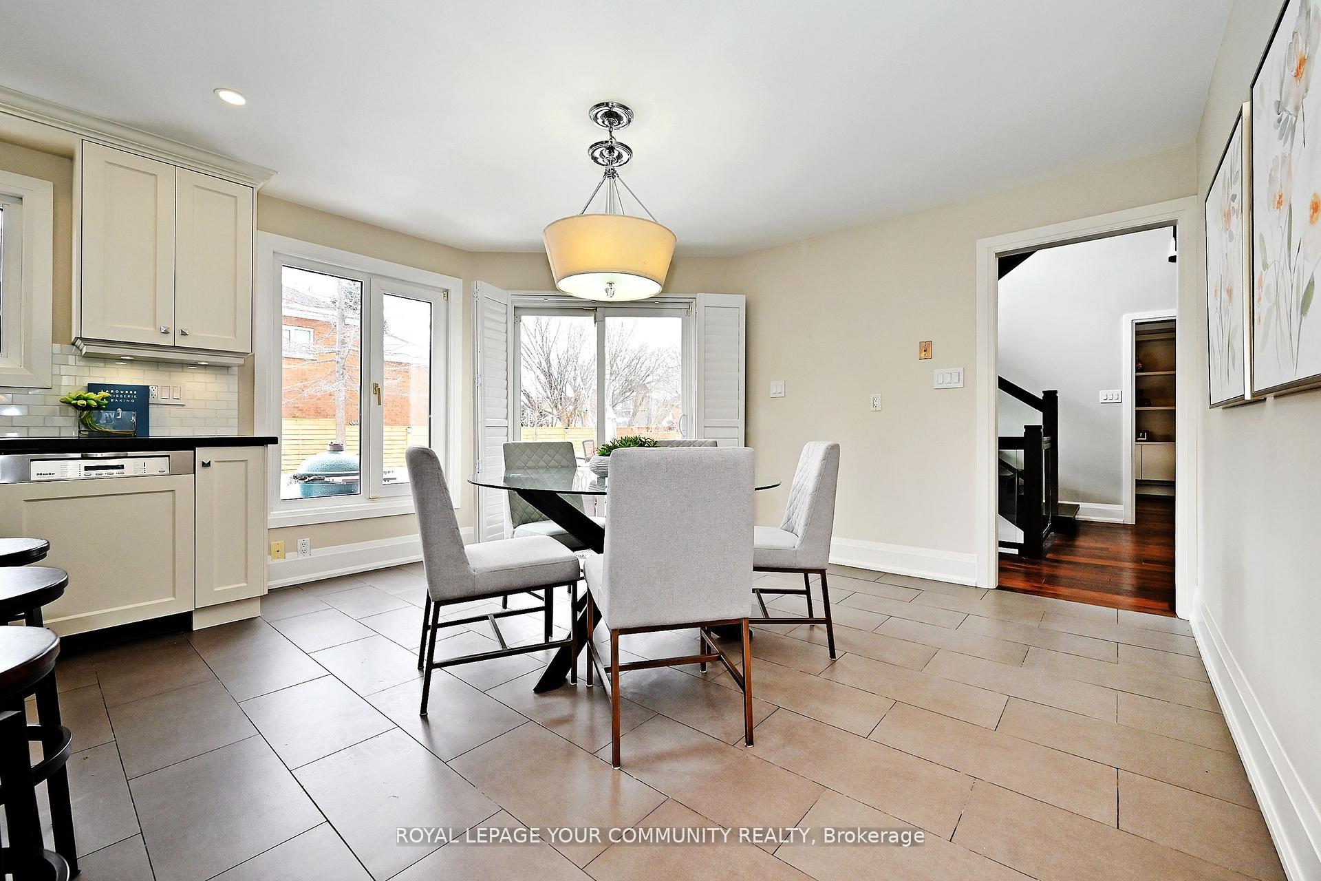 Photo 5 of 40 Frankie Lane, Vaughan, East Woodbridge — HOMEH