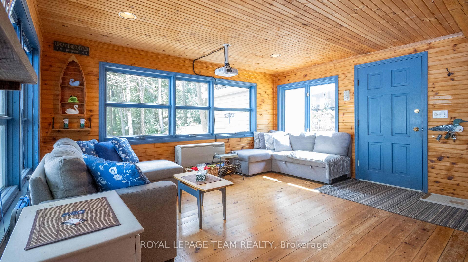 Photo 4 of 124A Lakeshore Lane, South Algonquin — HOMEH