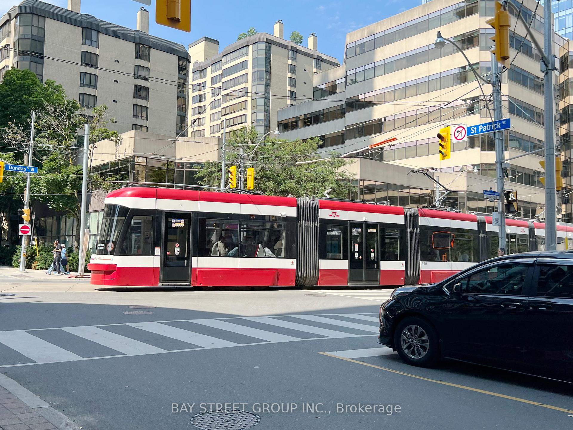 Photo 12 of Unit 1311, 121 St Patrick Street, Toronto, Kensington-Chinatown — HOMEH