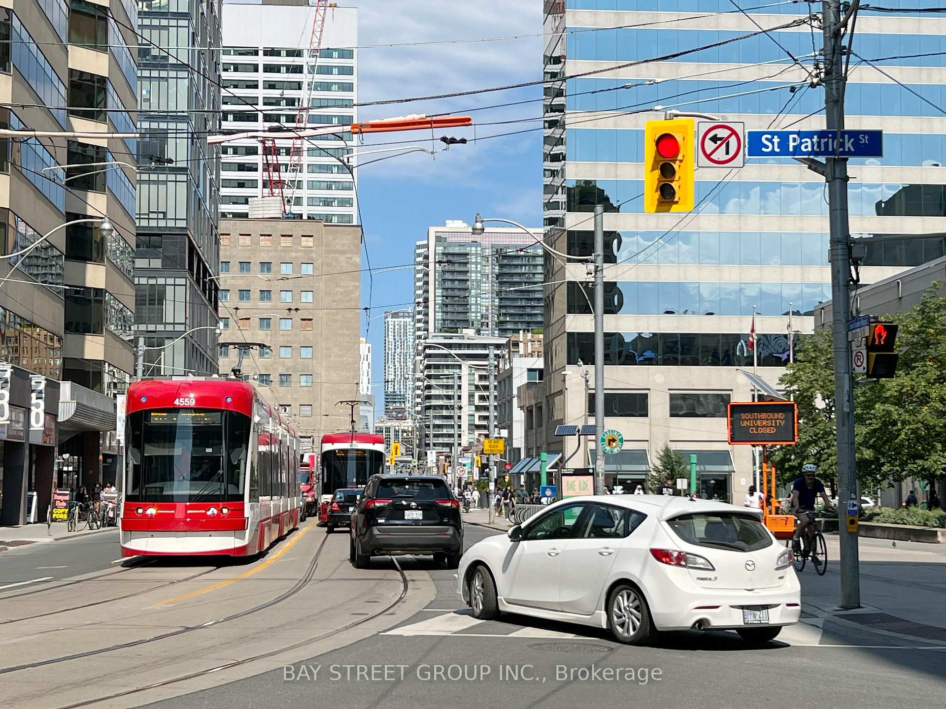 Photo 6 of Unit 1311, 121 St Patrick Street, Toronto, Kensington-Chinatown — HOMEH