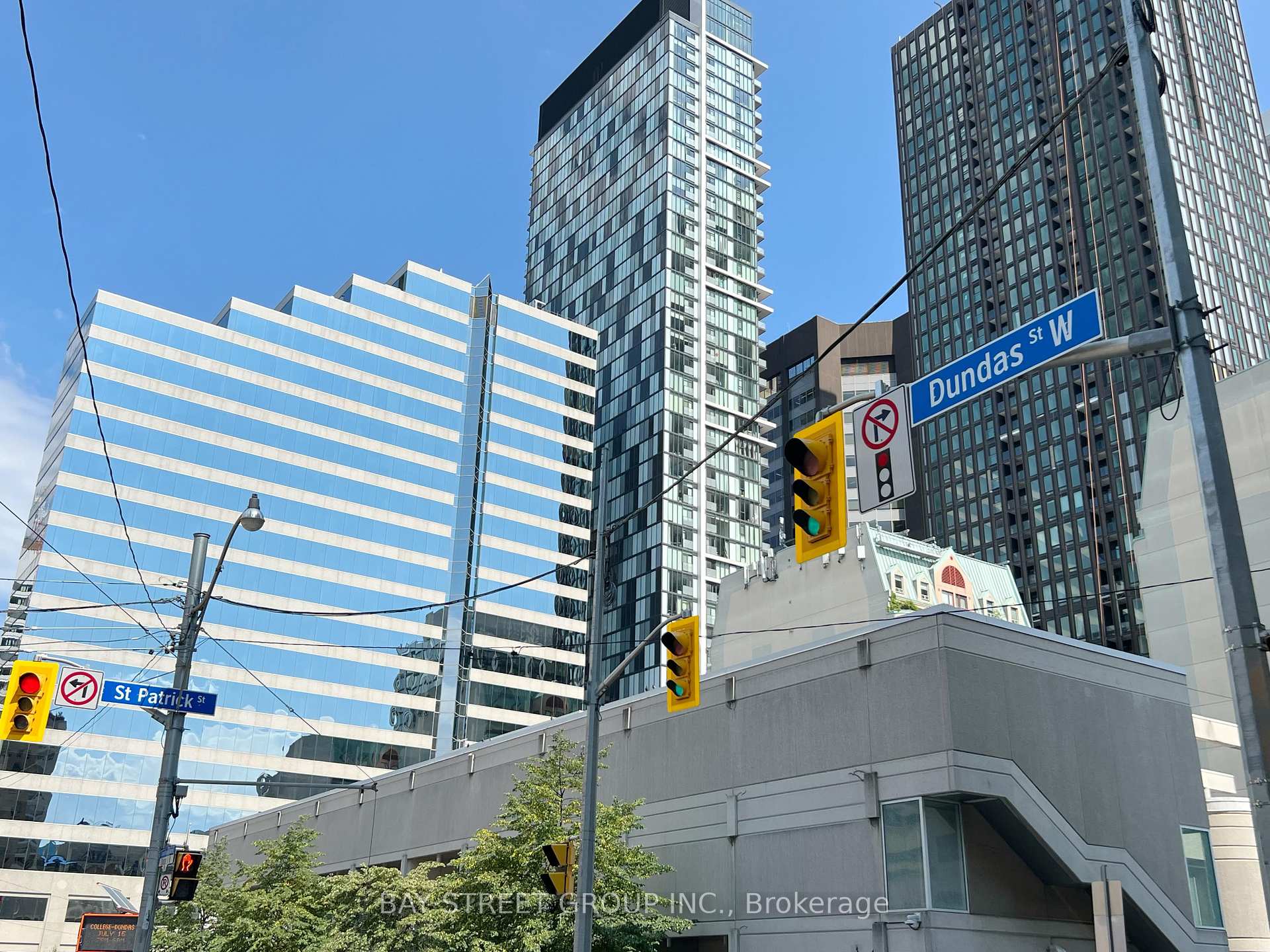 Photo 2 of Unit 1311, 121 St Patrick Street, Toronto, Kensington-Chinatown — HOMEH