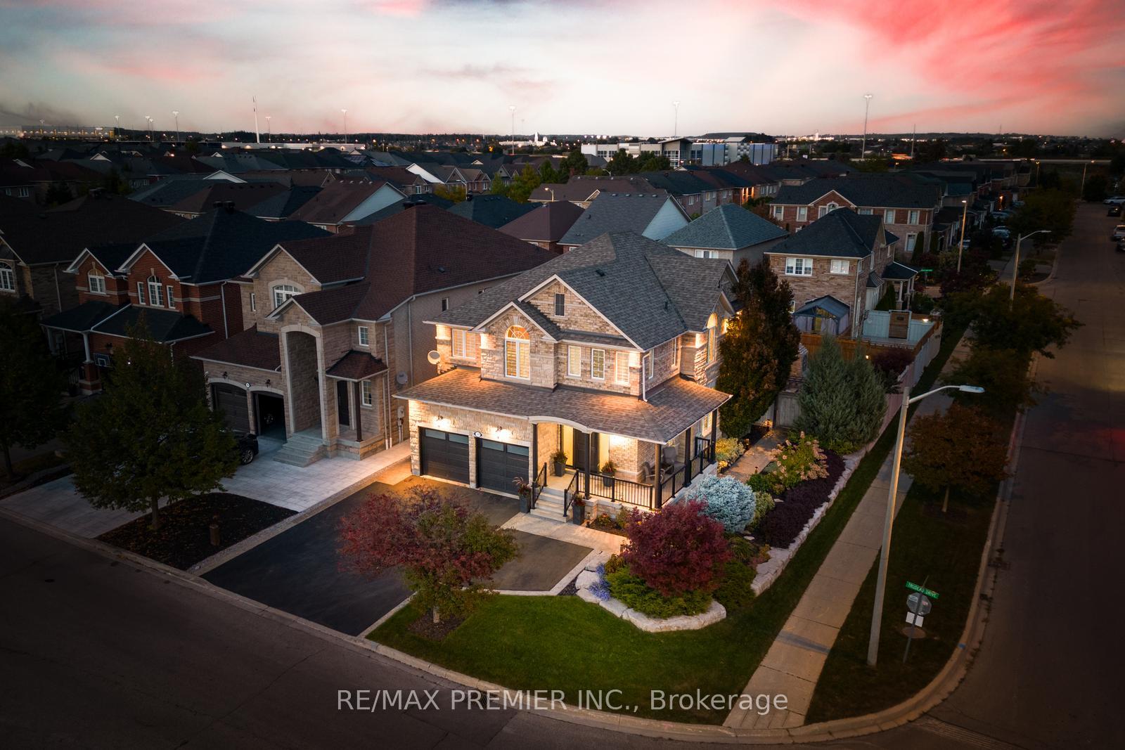 Photo 1 of 175 Trudeau Drive, Vaughan, Vellore Village — HOMEH