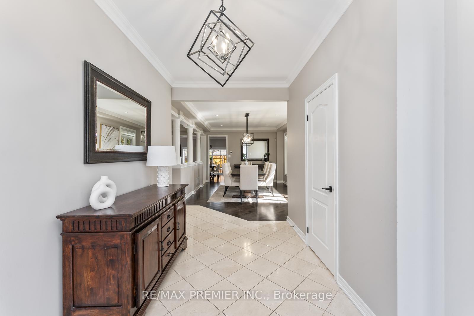 Photo 9 of 175 Trudeau Drive, Vaughan, Vellore Village — HOMEH