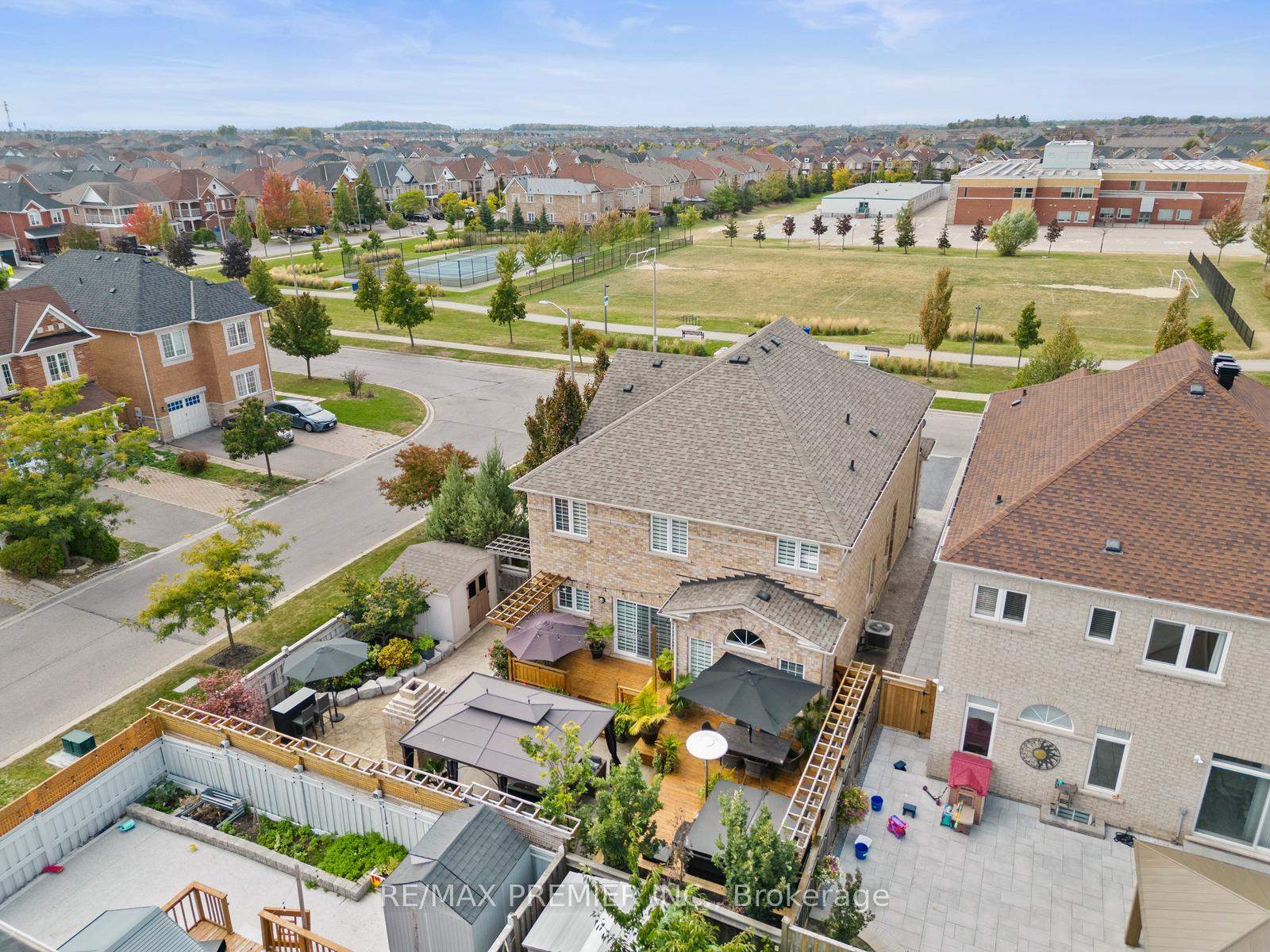 Photo 37 of 175 Trudeau Drive, Vaughan, Vellore Village — HOMEH