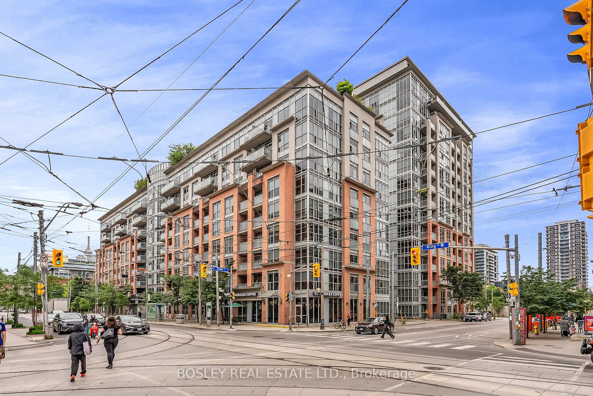 Front of Unit 707, 1005 King Street W