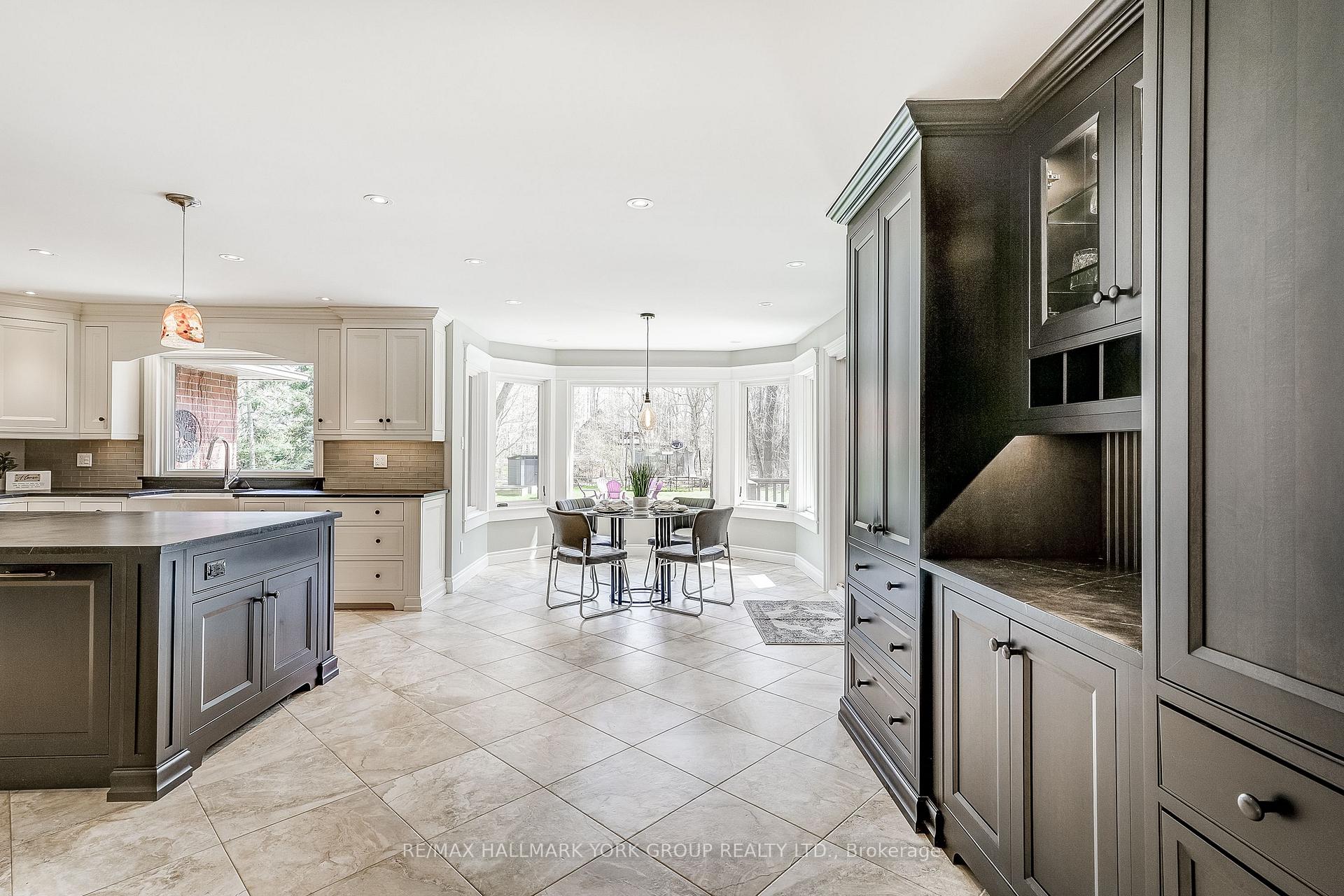 Photo 10 of 21 Treegrove Circle, Aurora, Hills of St Andrew — HOMEH