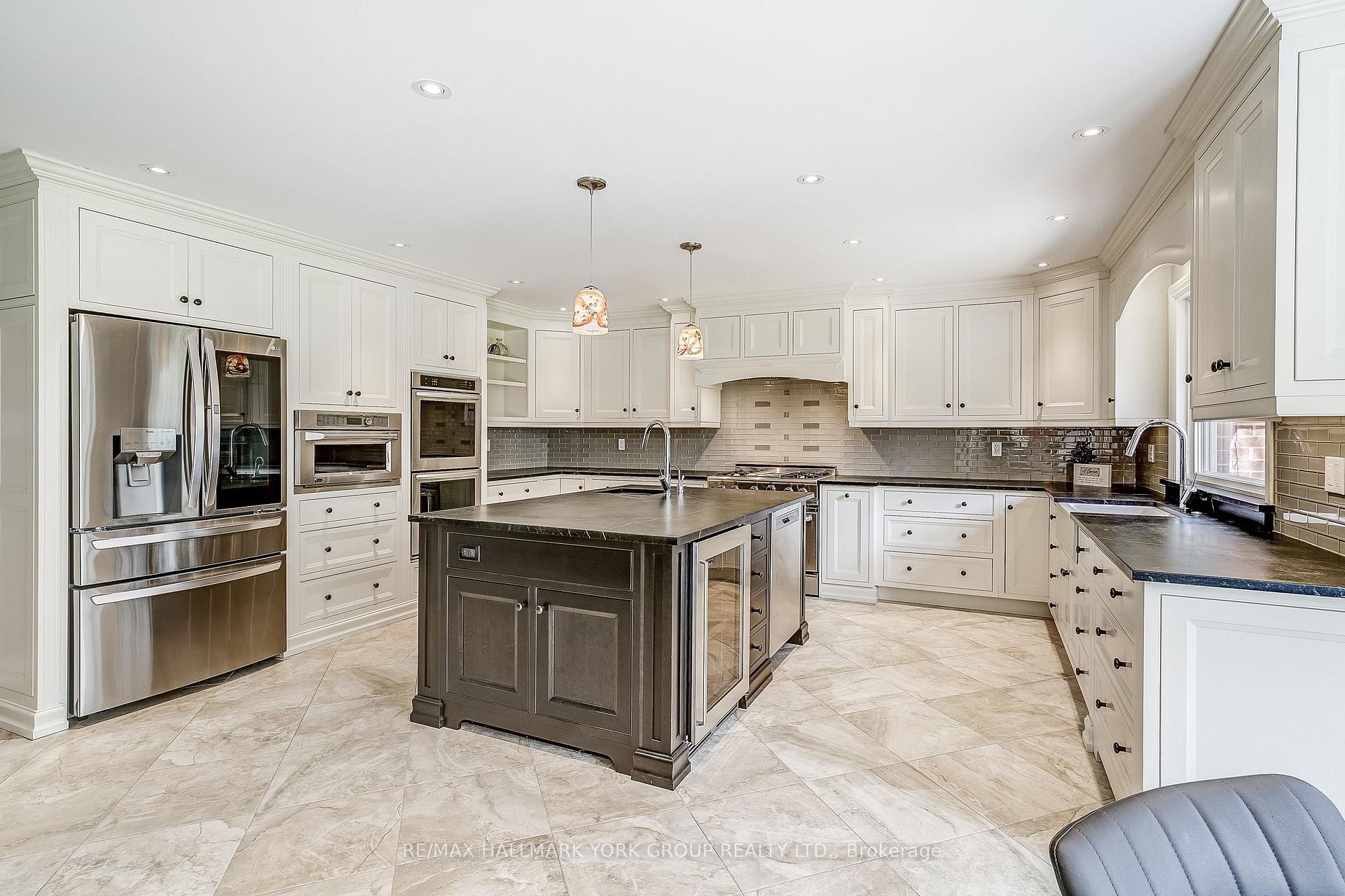 Photo 11 of 21 Treegrove Circle, Aurora, Hills of St Andrew — HOMEH